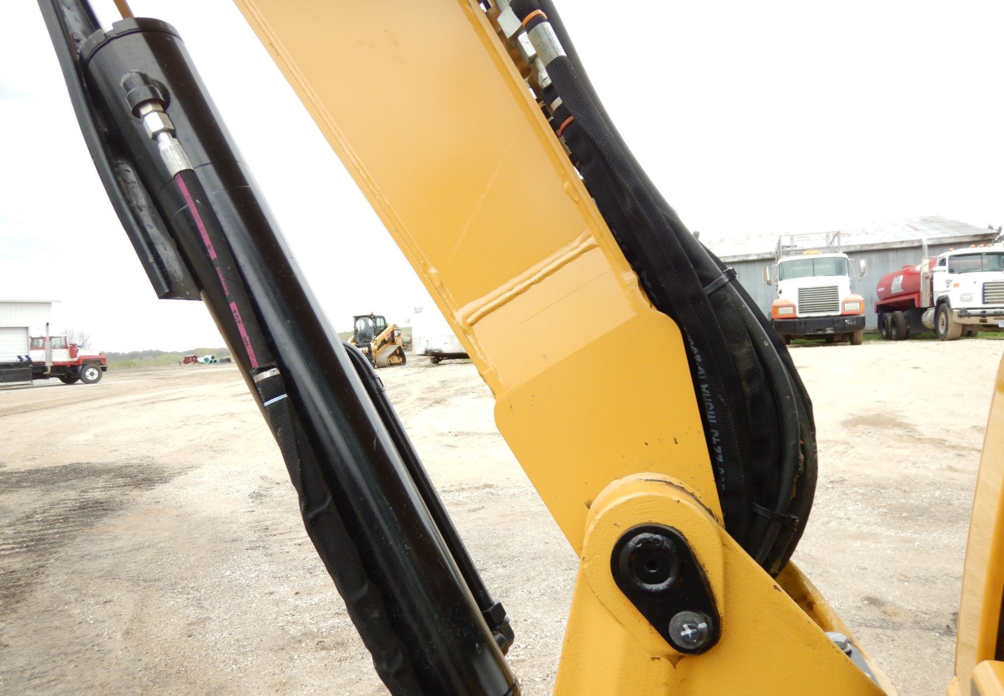 gallery 2018 Caterpillar 305E2 CR mini excavator
