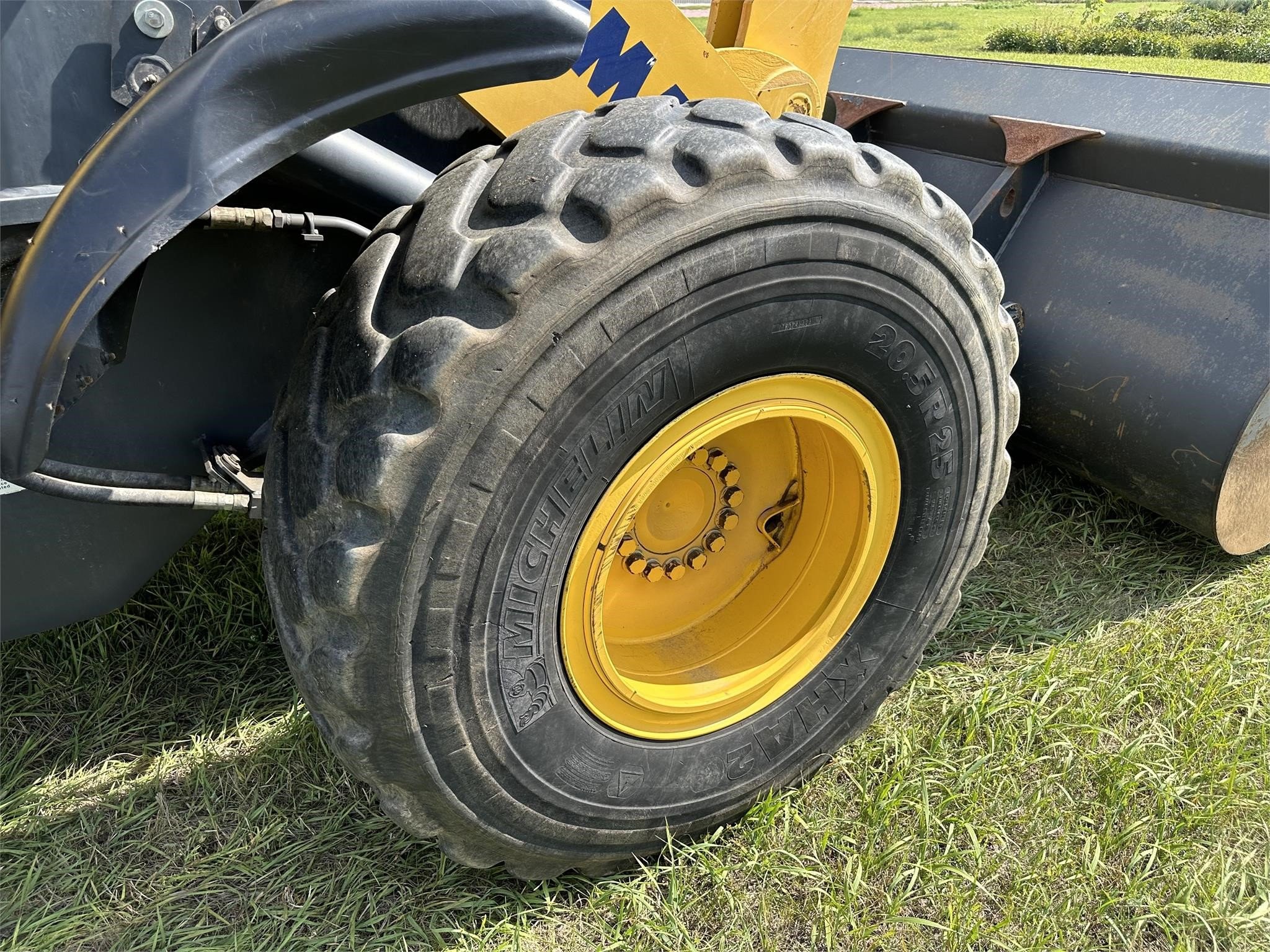 gallery 2016 KOMATSU WA320-7