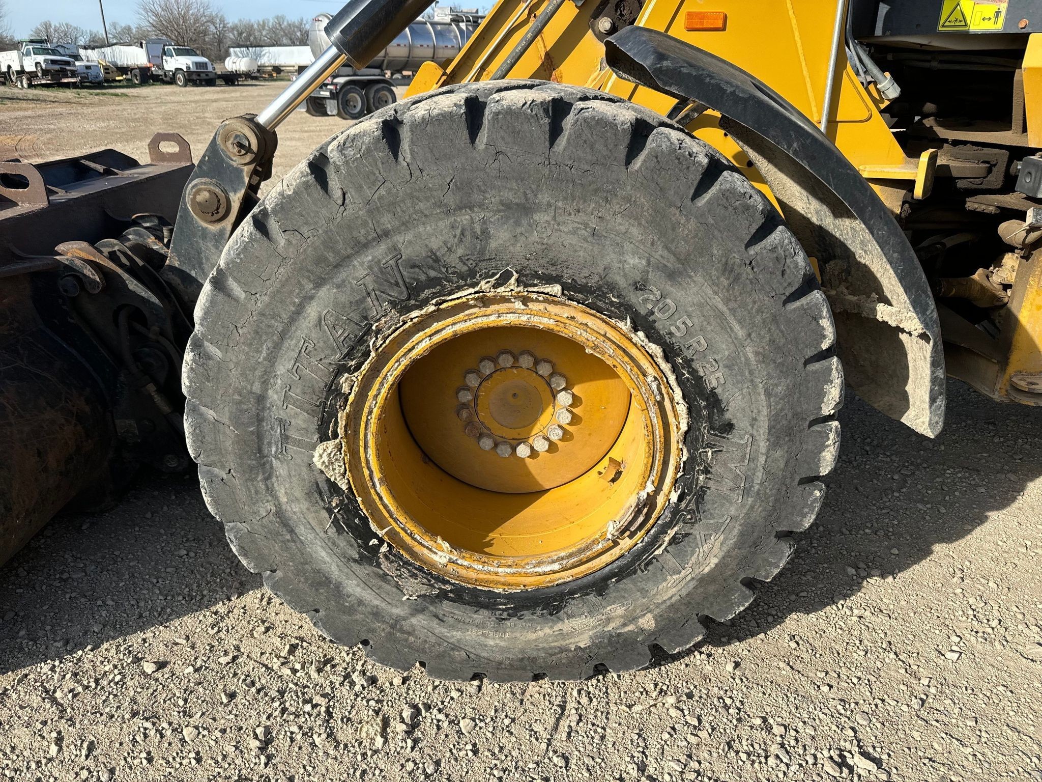 gallery 2011 Caterpillar 924H wheel loader