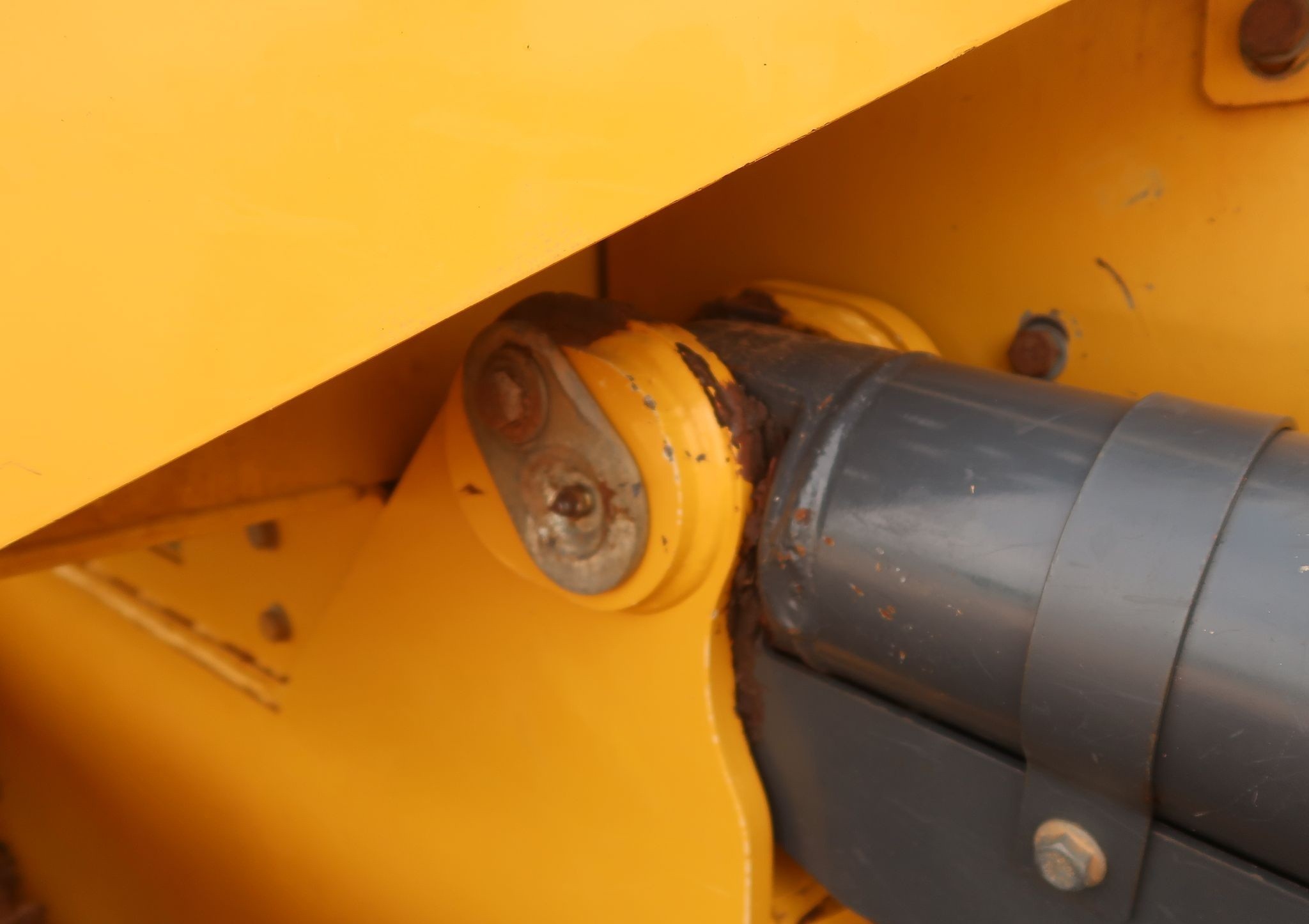 gallery 2015 John Deere 750K WLT dozer