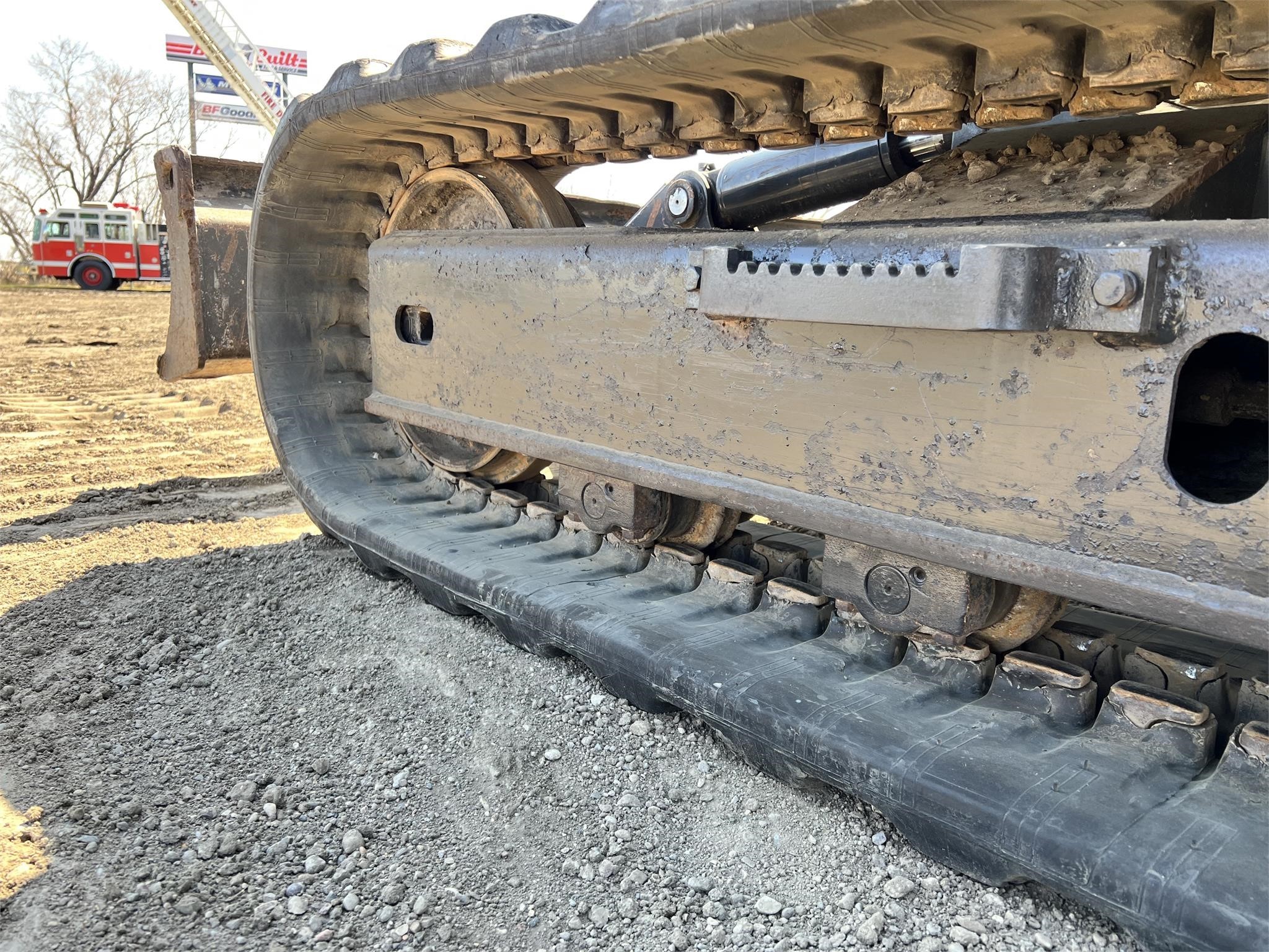 gallery 2016 BOBCAT E85  Mini Excavator