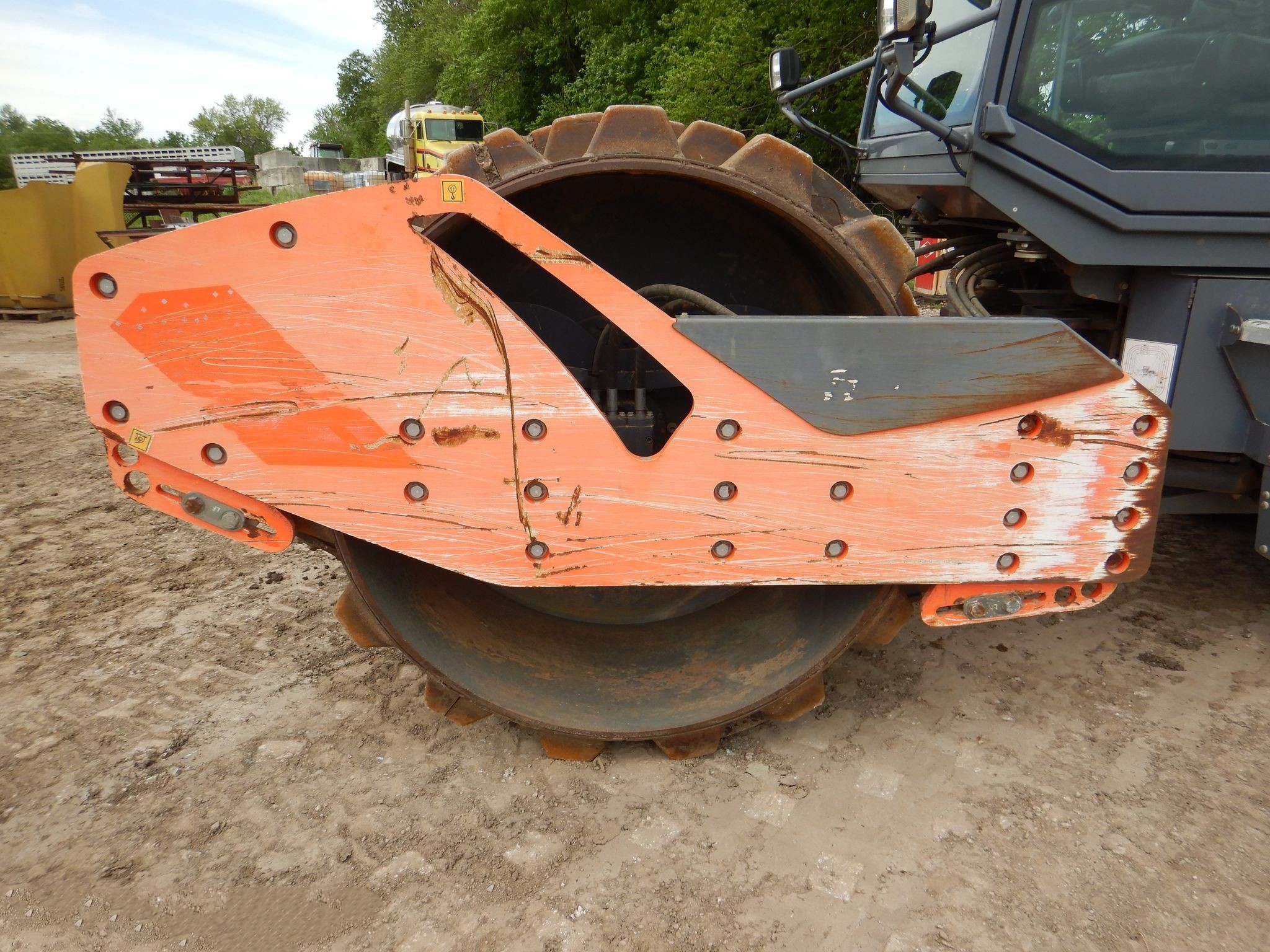 gallery 2016 Hamm H11I vibratory roller