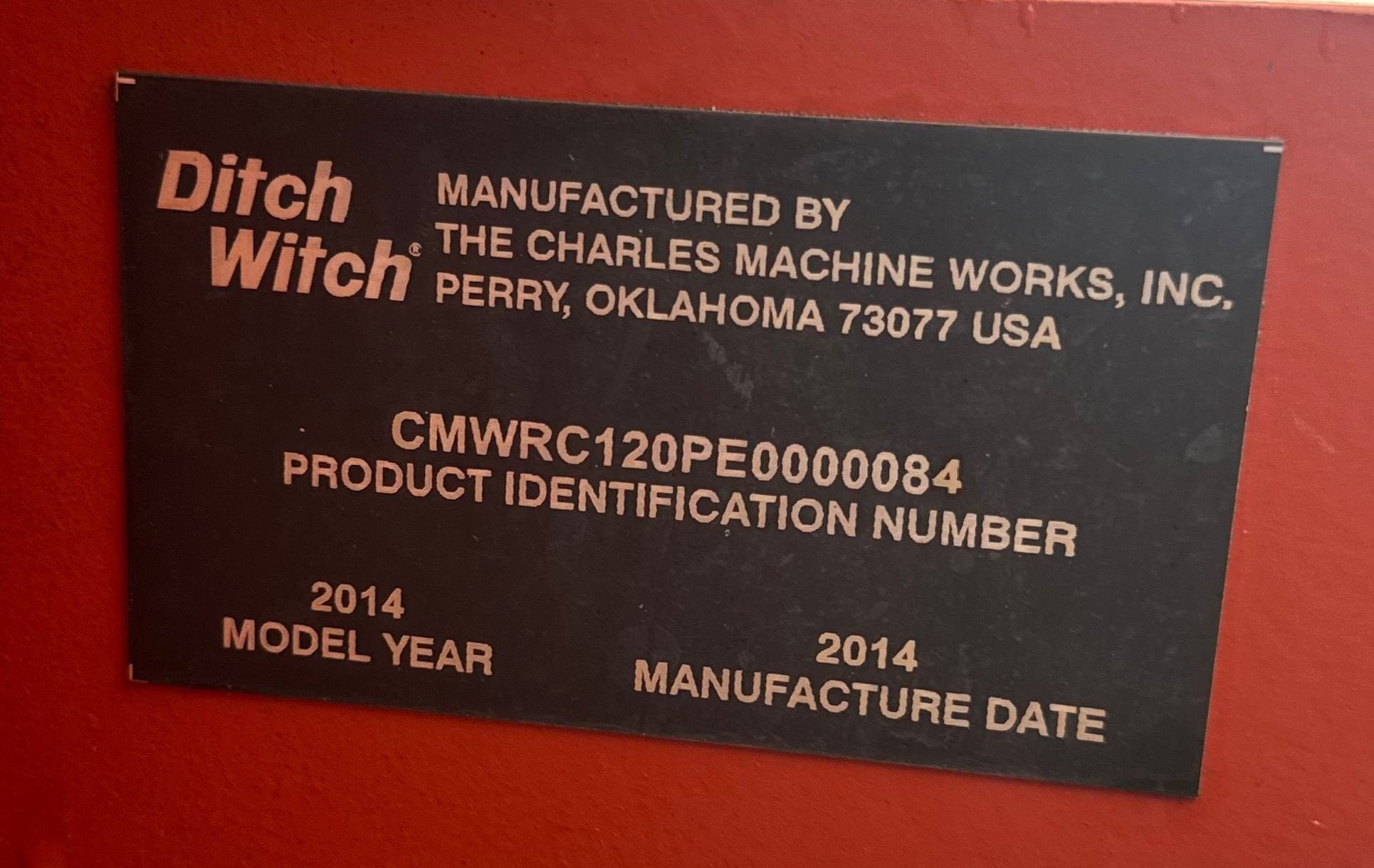 gallery 2013 Ditch Witch RT120 Quad trencher
