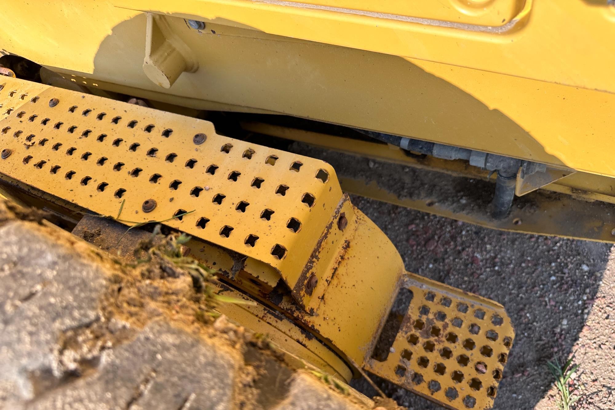 gallery 2014 Caterpillar 140M2 VHP Plus Motor Grader