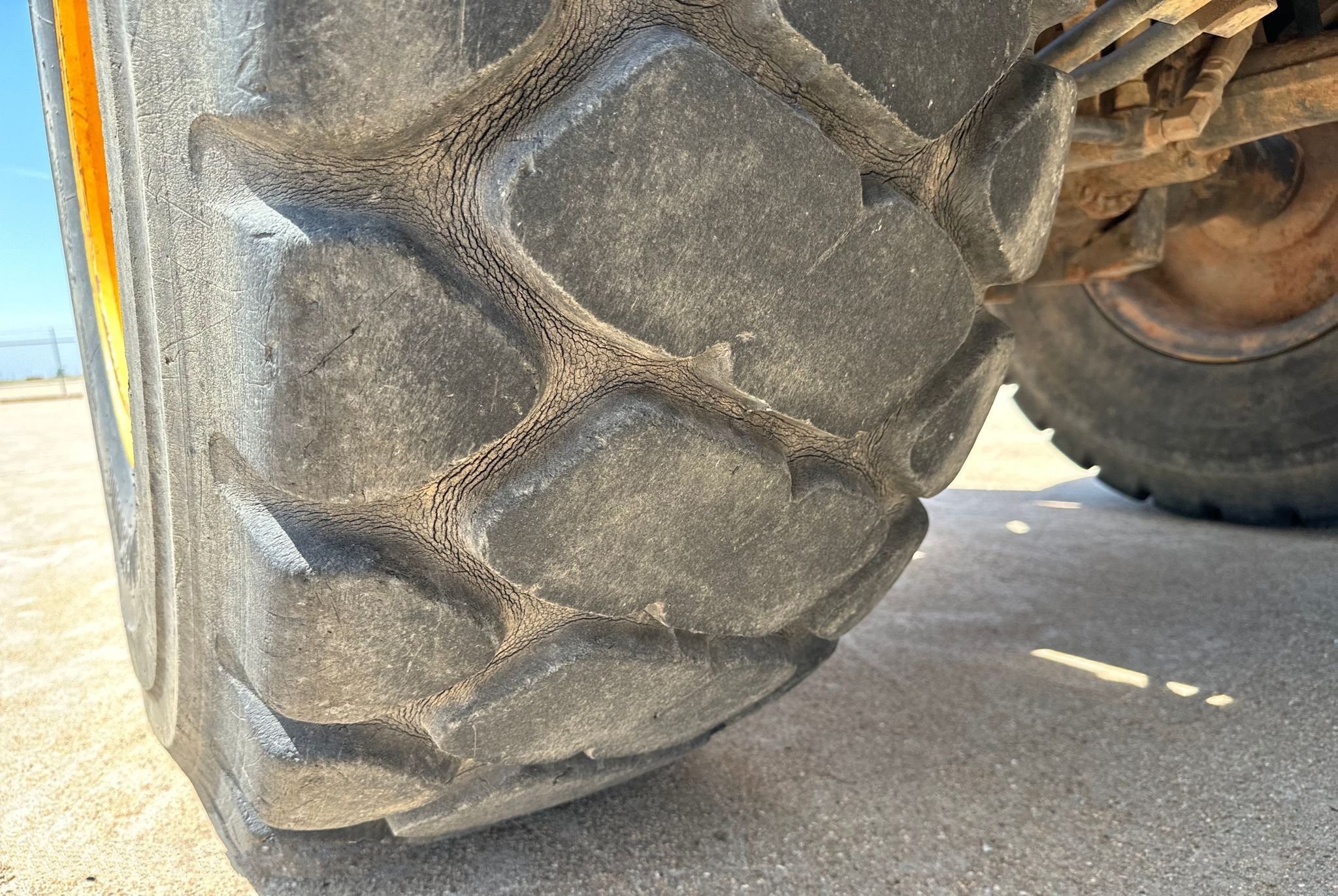 gallery 2014 Komatsu WA270-7 wheel loader
