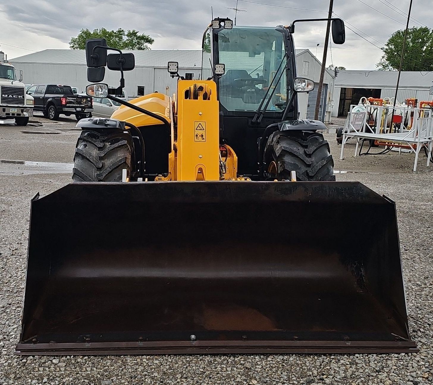 gallery 2023 JCB 542-70AG telehandler