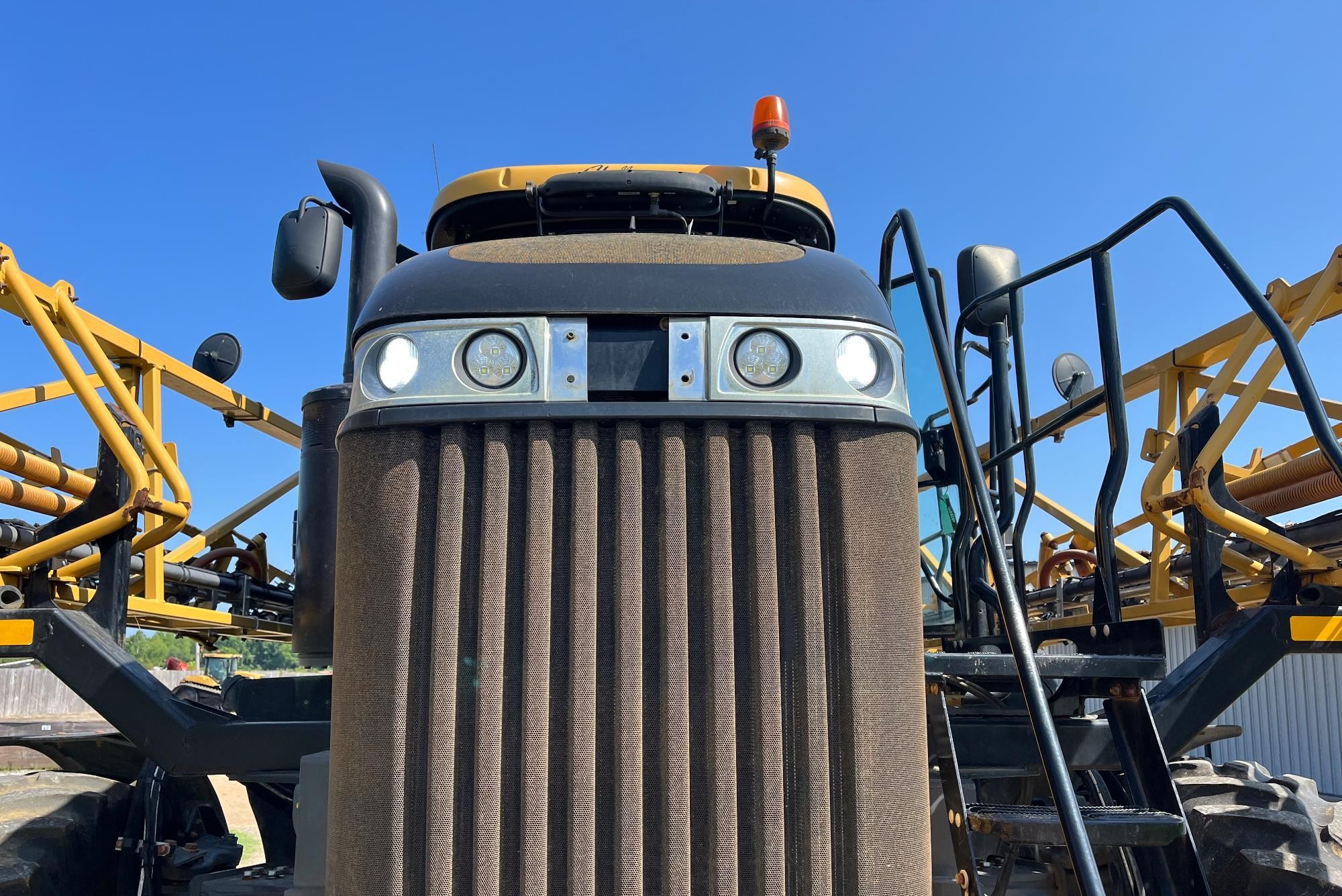 gallery 2019 RoGator RG1300C Self-Propelled Sprayer