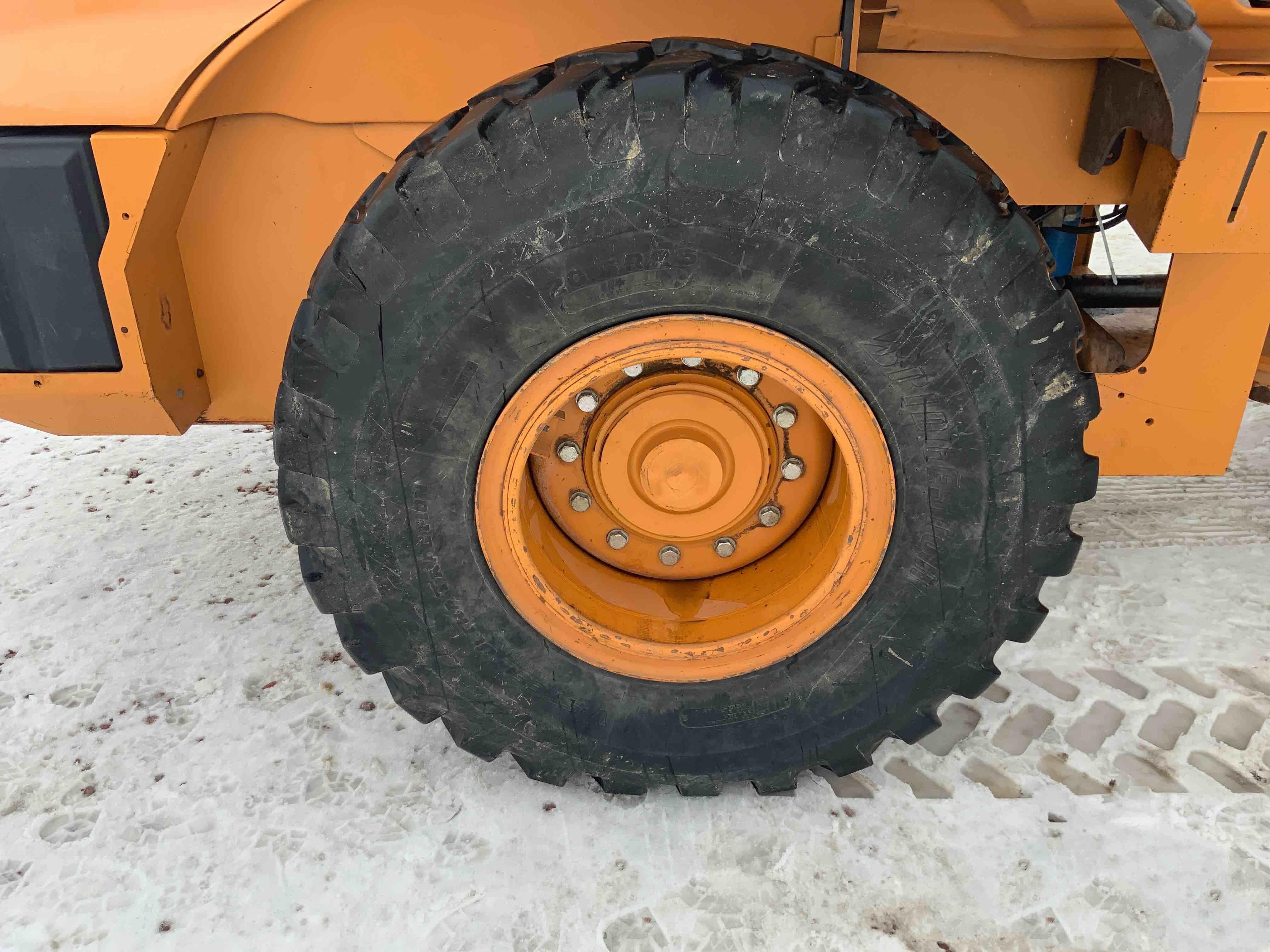 gallery 2012 Case 621F Wheel Loader