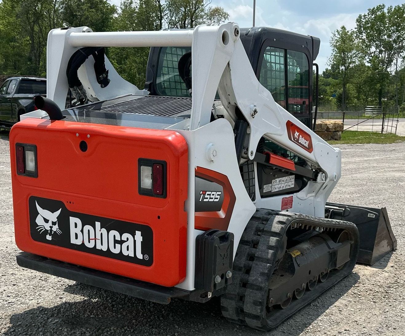 gallery 2021 Bobcat T595 tracked skid steer loader