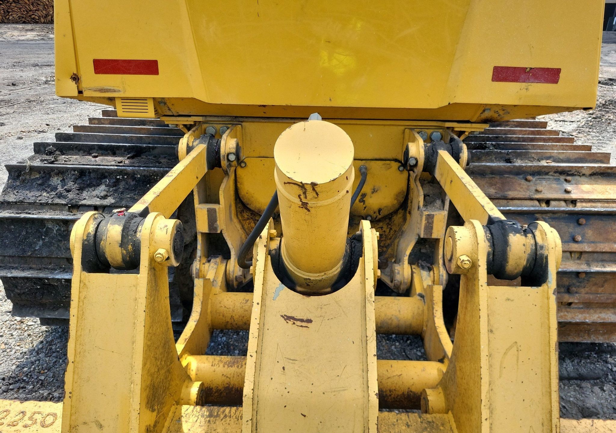 gallery 2015 John Deere 700K LGP dozer