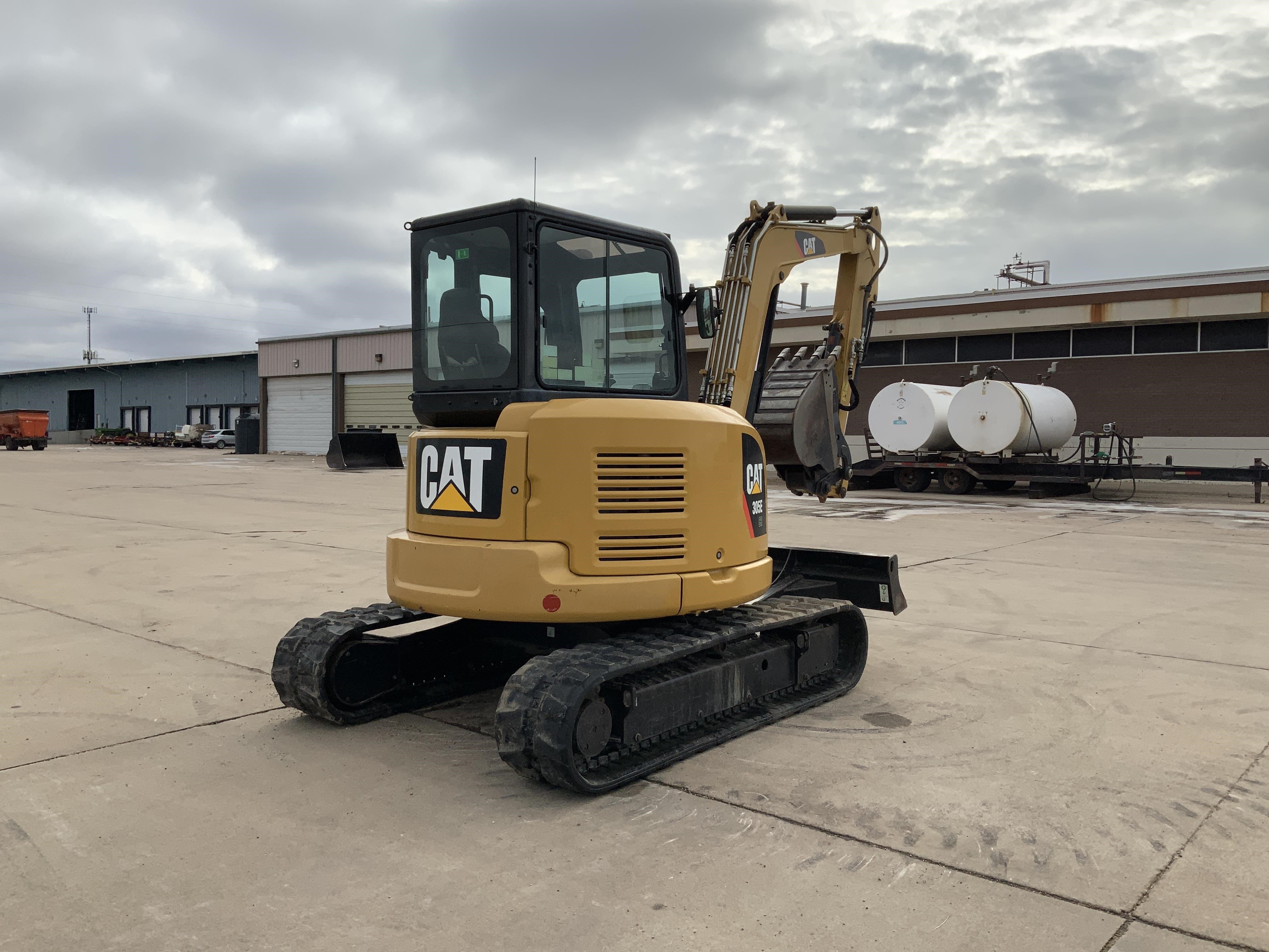 gallery 2014 Caterpillar 305E Mini Excavator