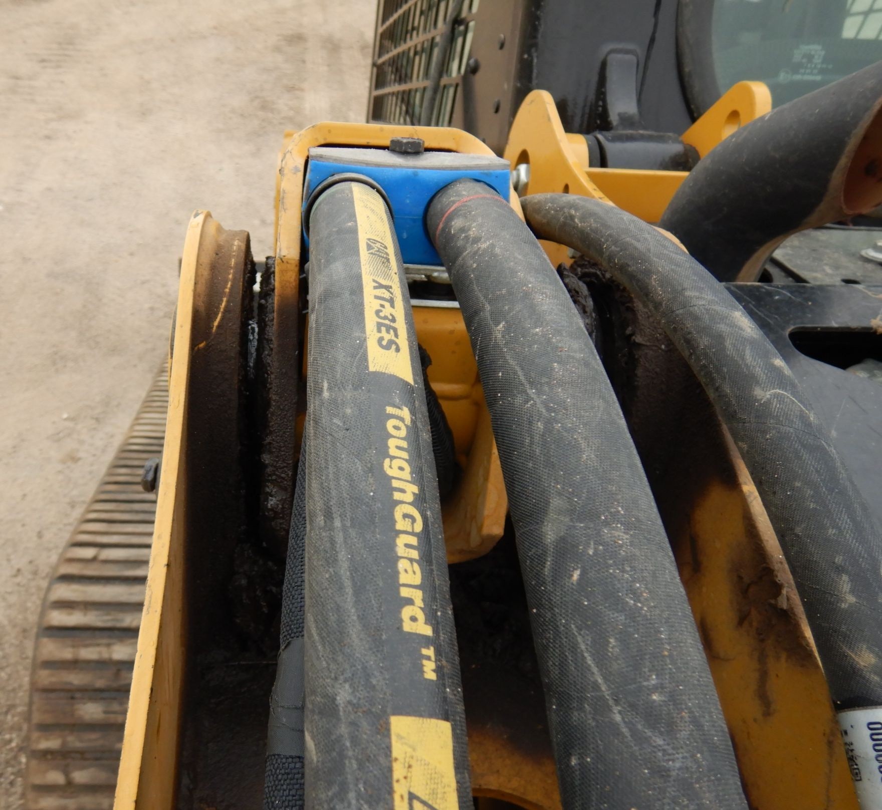 gallery 2019 Caterpillar 279D3  tracked skid steer loader