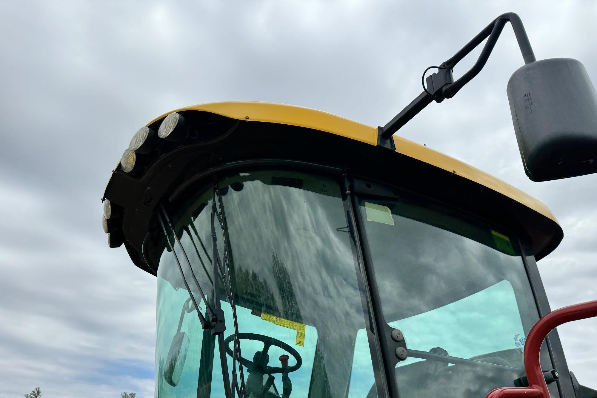 gallery 2014 New Holland Speedrower 240 Self-Propelled Windrower