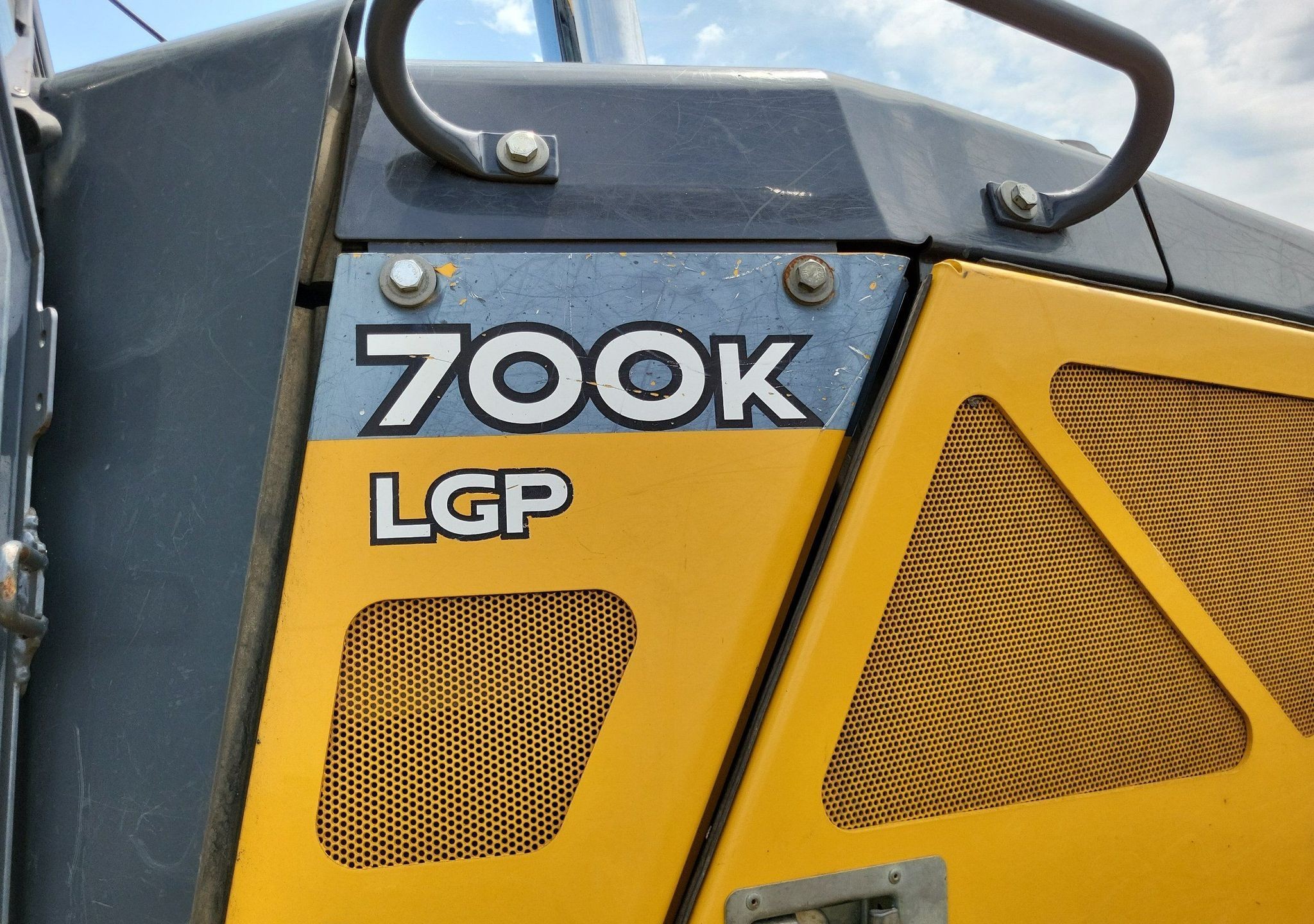 gallery 2015 John Deere 700K LGP dozer