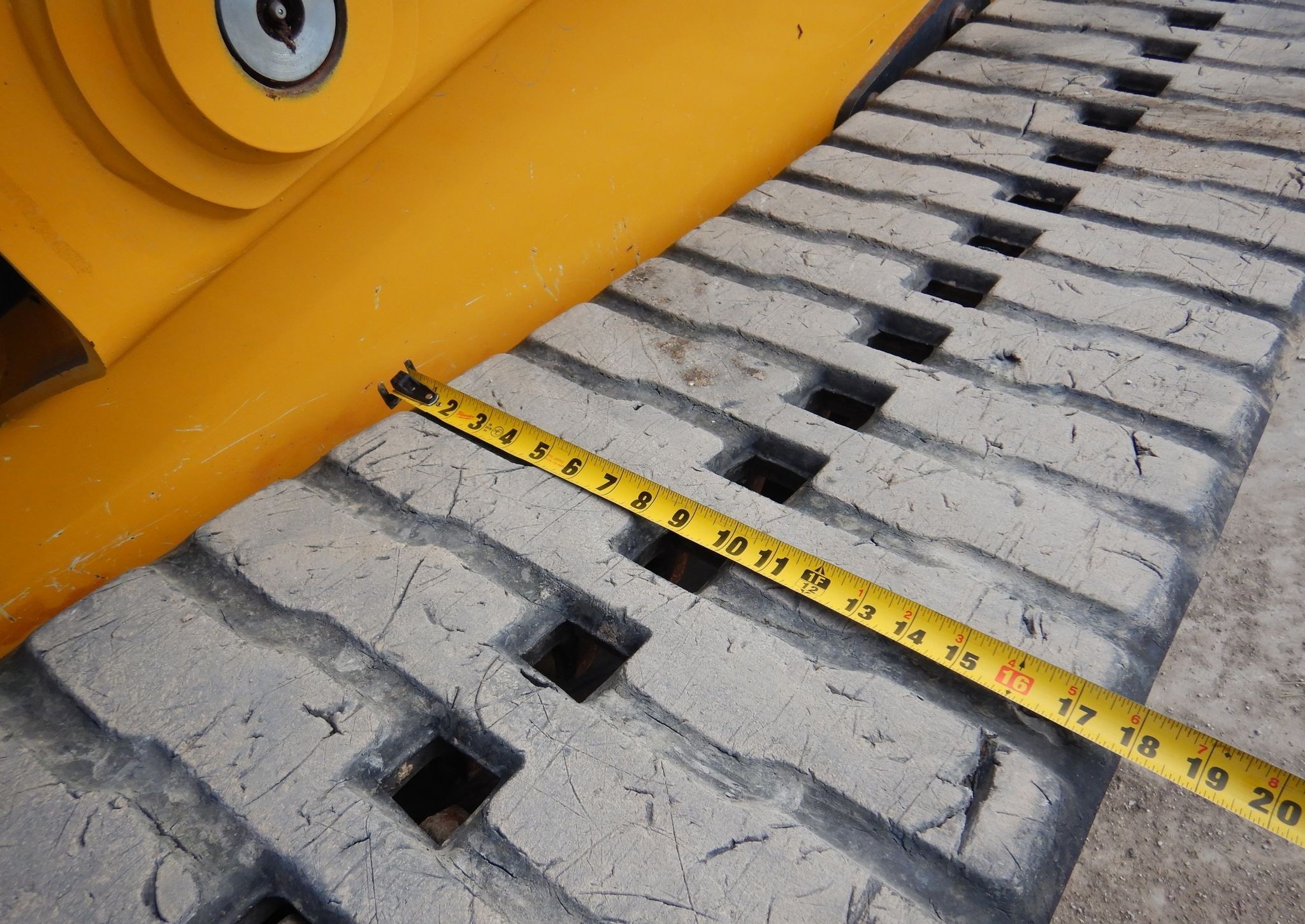 gallery 2020 John Deere 333G tracked skid steer loader