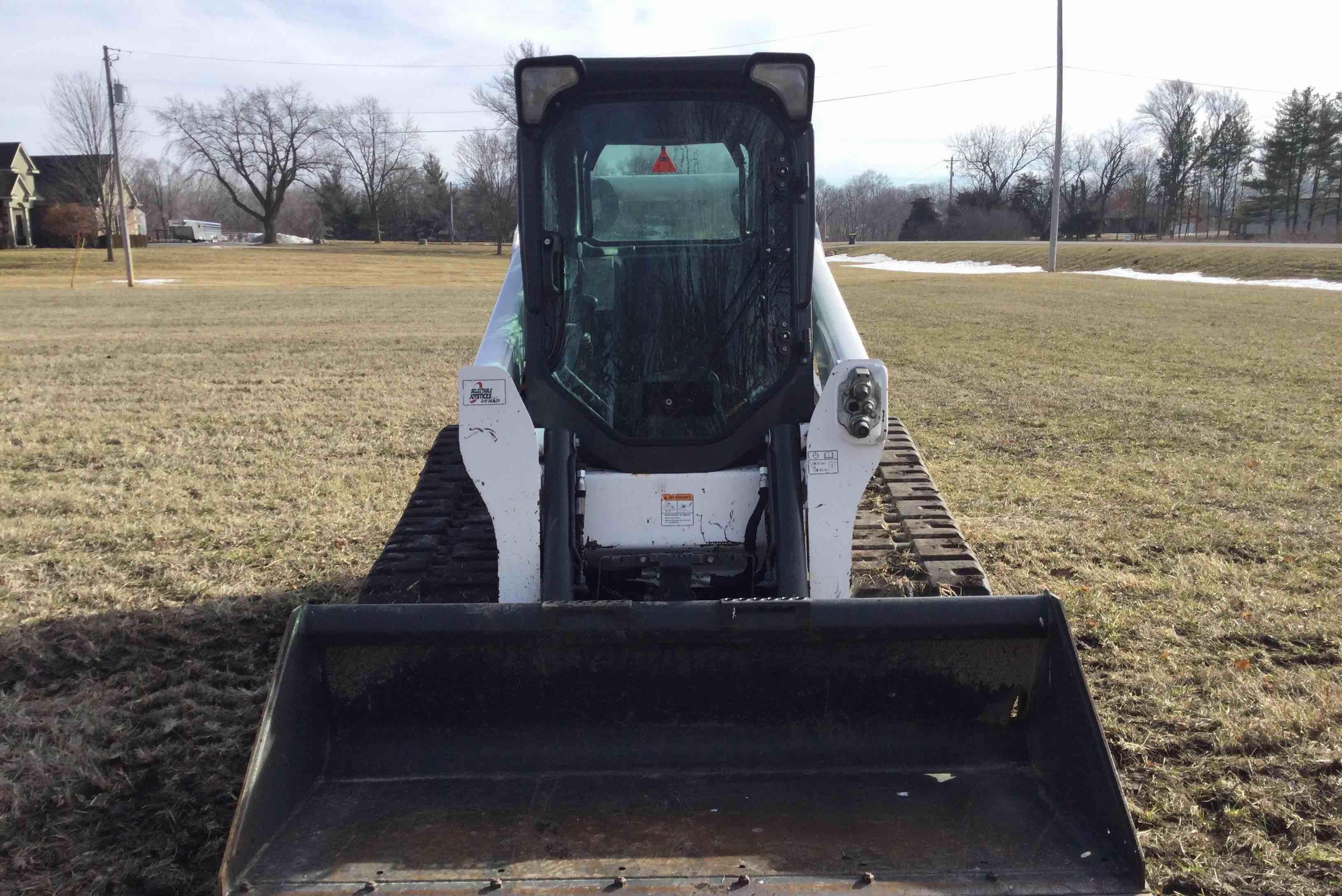 gallery 2021 Bobcat T770 Compact Track Loader