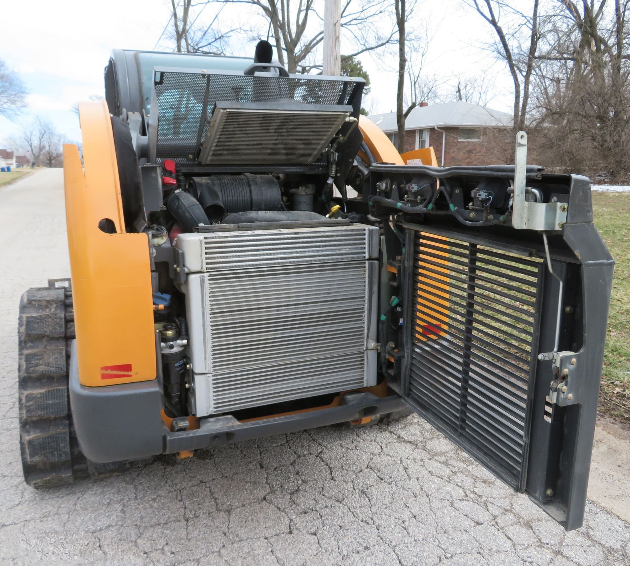 gallery 2017 Case TV380 tracked skid steer loader