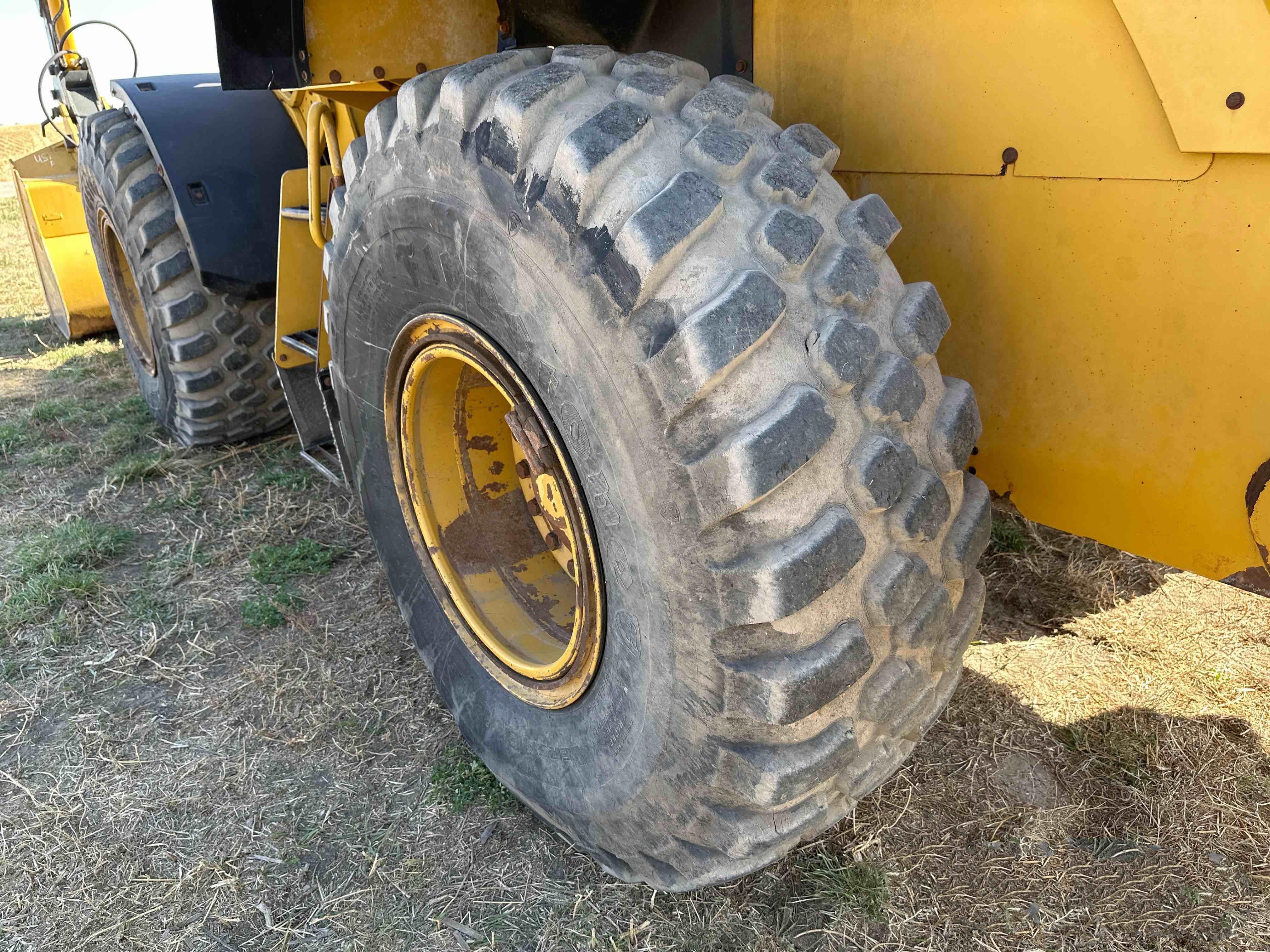 gallery 2012 Caterpillar 938K High Lift Wheel Loader WGrapple