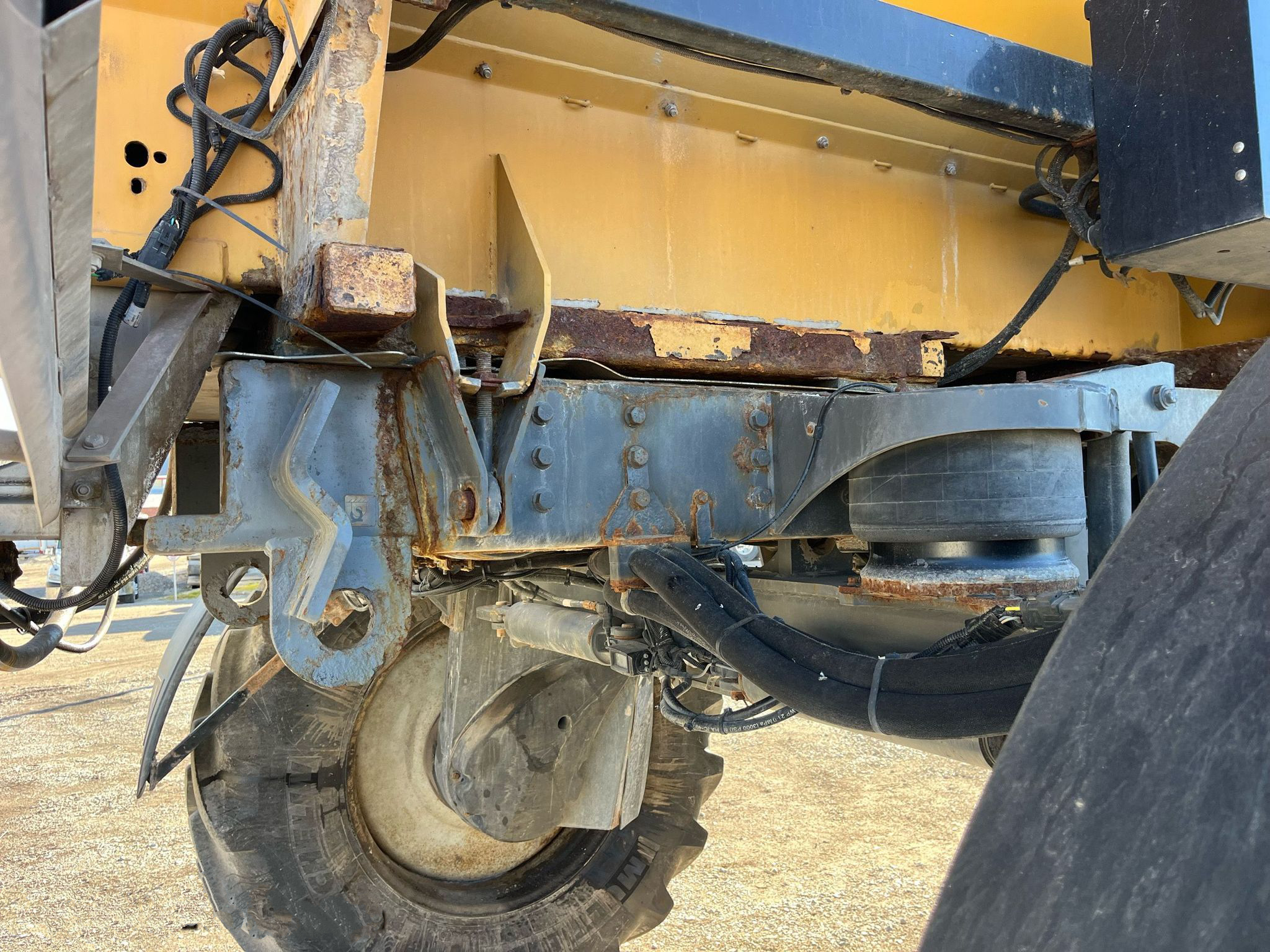 gallery 2013 Rogator RG1100 applicator
