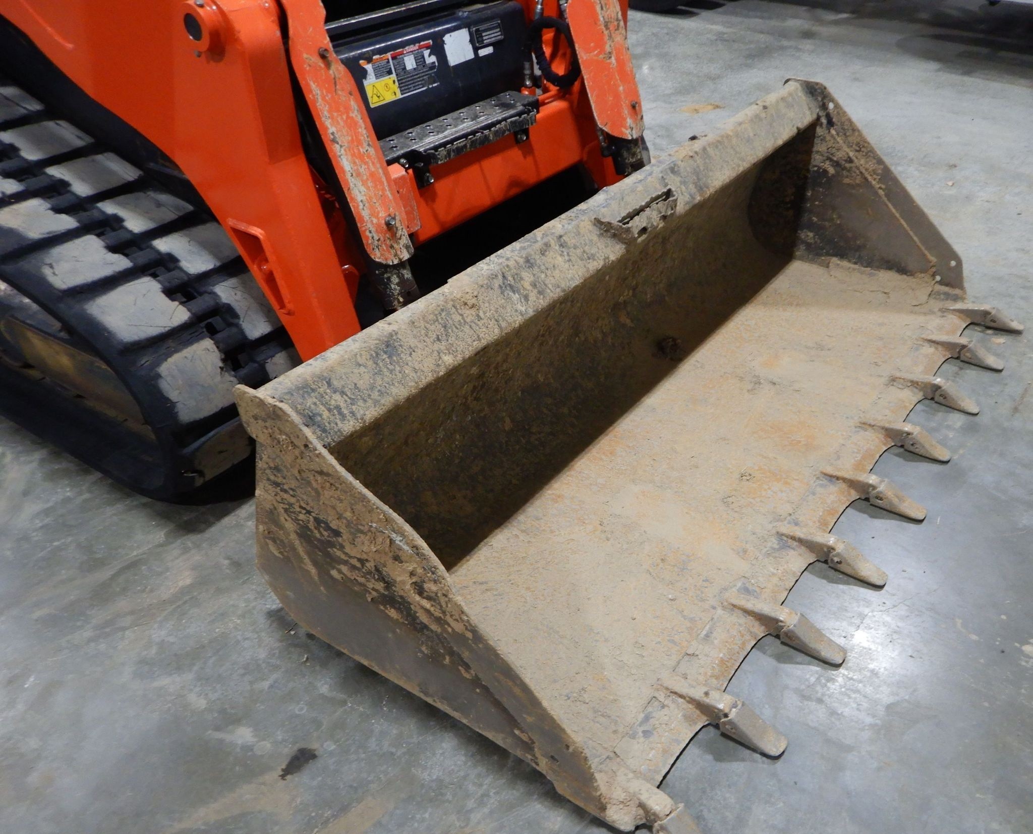 gallery 2019 Kubota SVL95-2S tracked skid steer loader