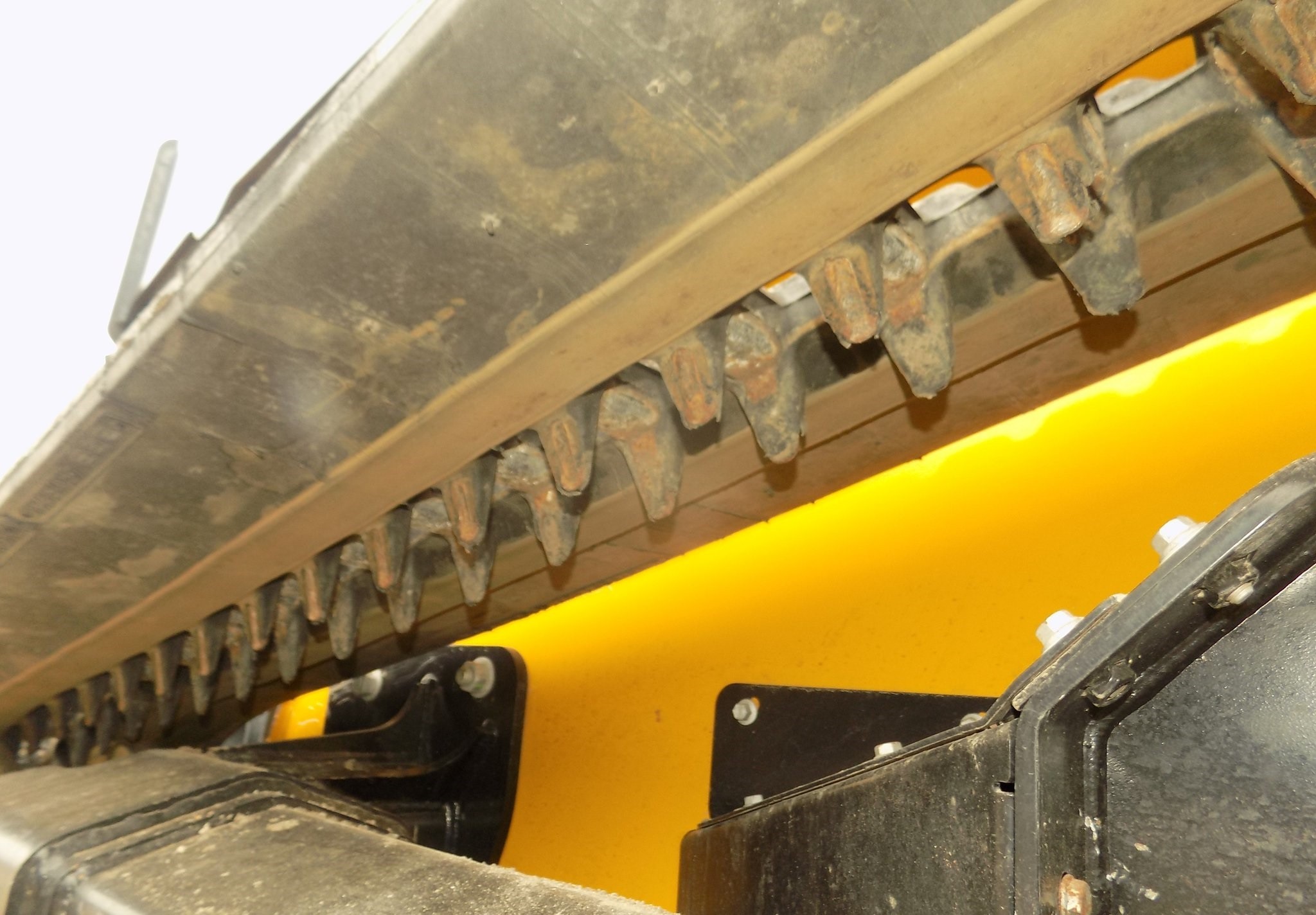 gallery 2019 John Deere 333G tracked skid steer loader1