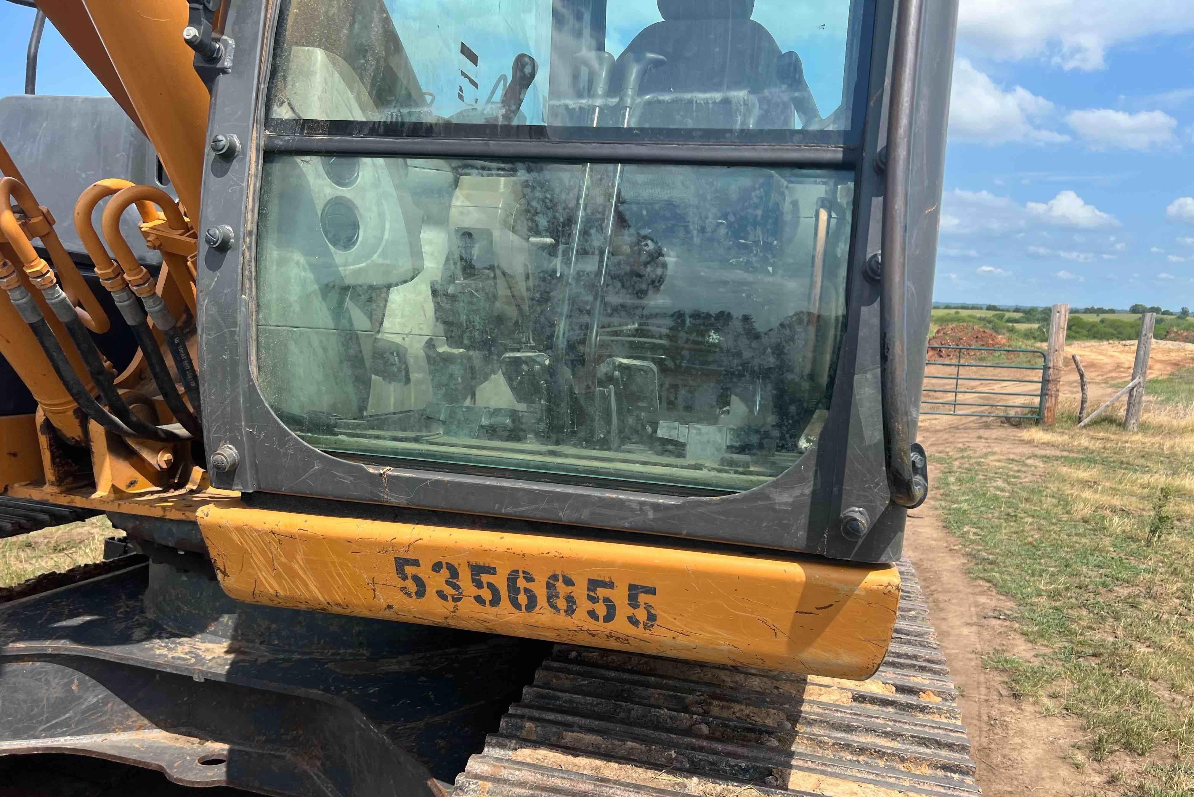 gallery 2012 Case CX210B Excavator