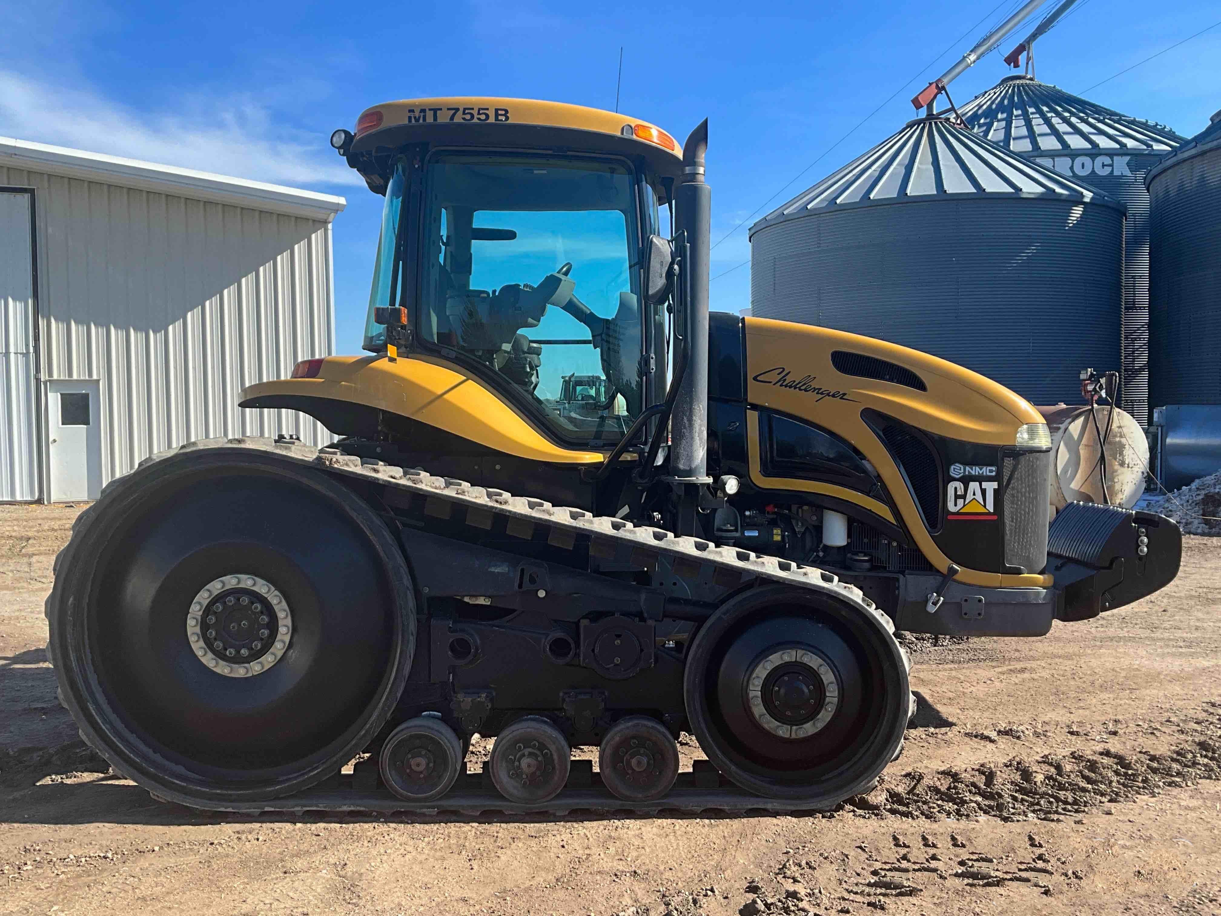 gallery 2007 Challenger MT755B Track Tractor