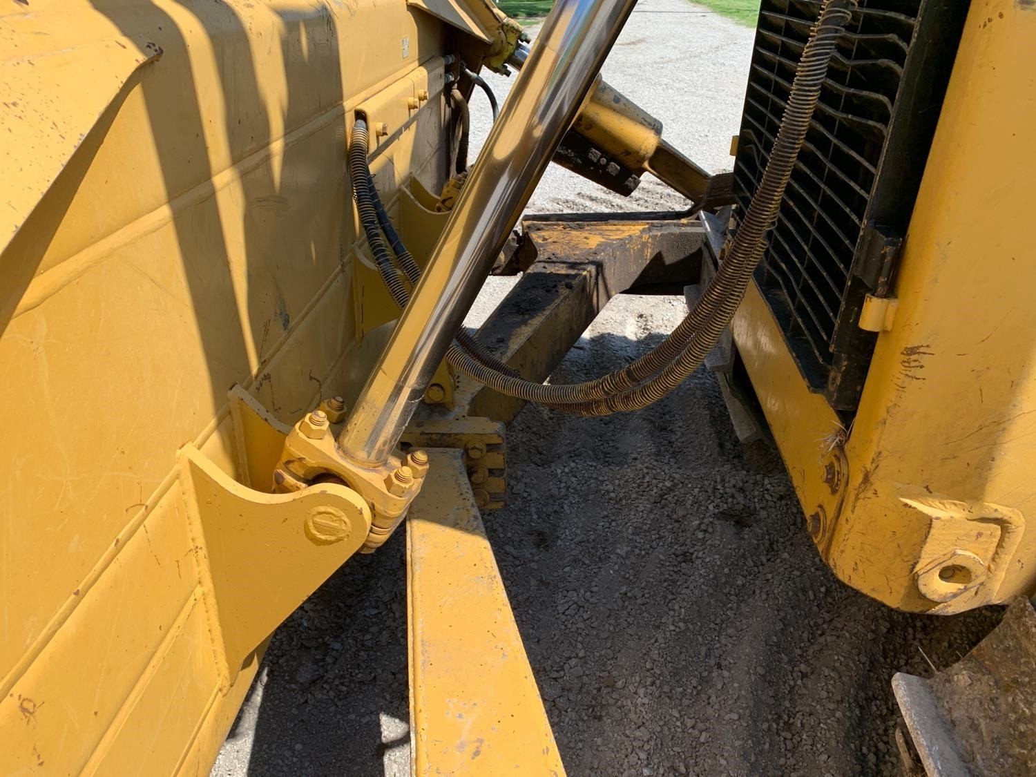 gallery 2005 Caterpillar D6R XL Ll Dozer WRipper
