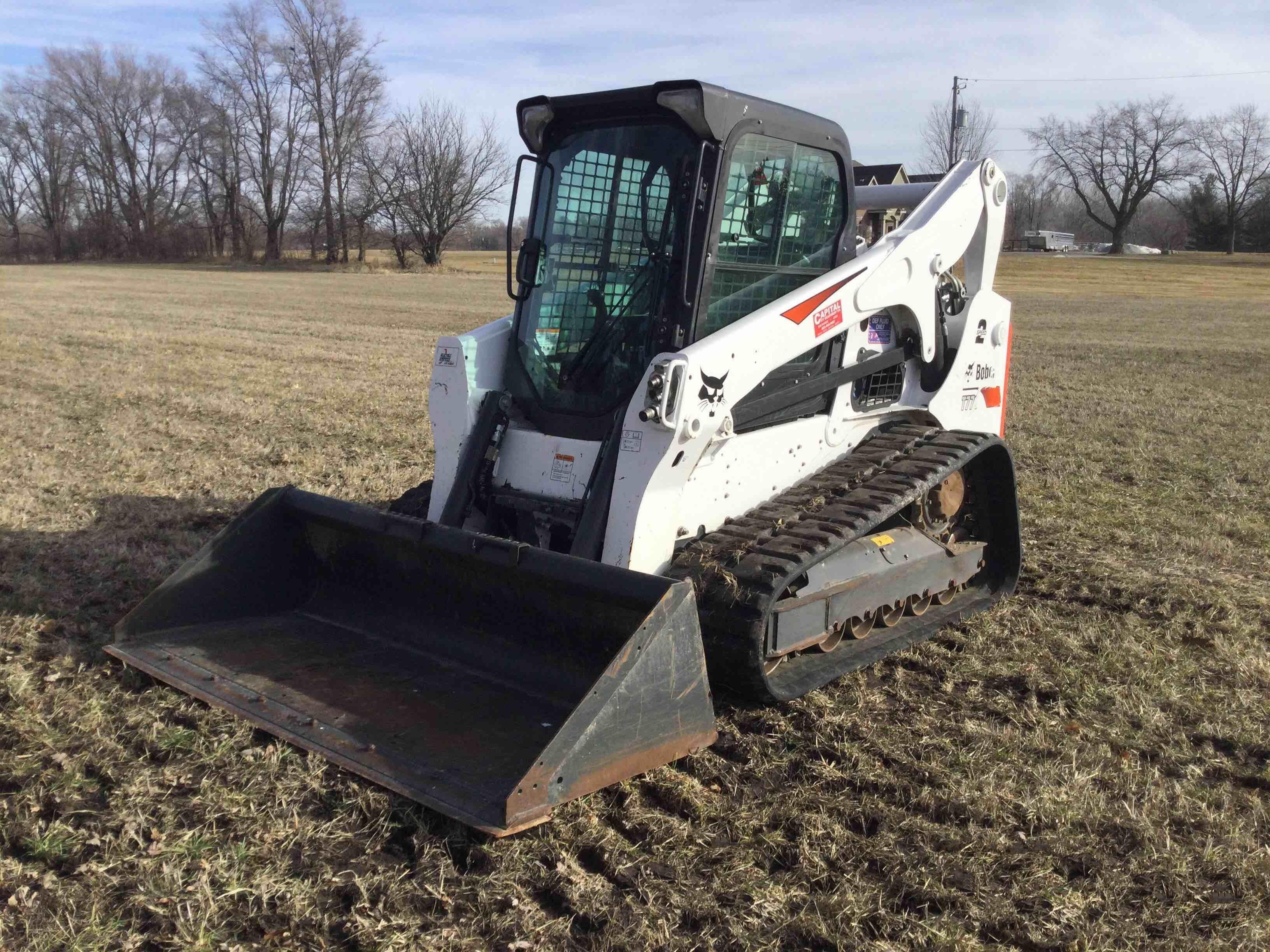 gallery 2021 Bobcat T770 Compact Track Loader