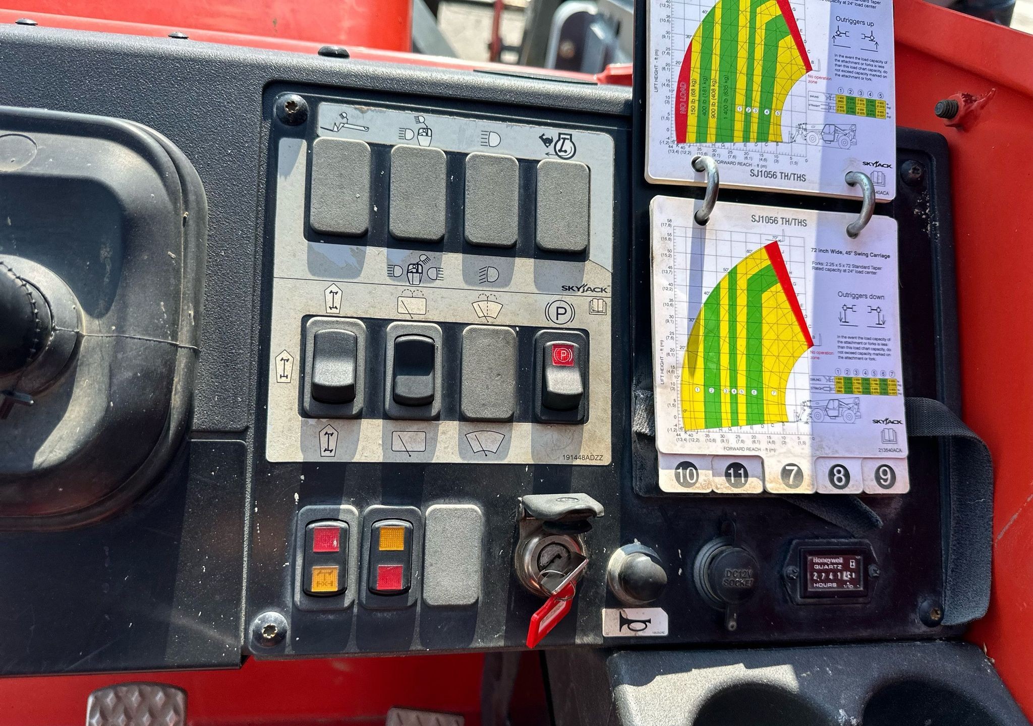 gallery 2018 Skyjack SJ1056 TH telehandler