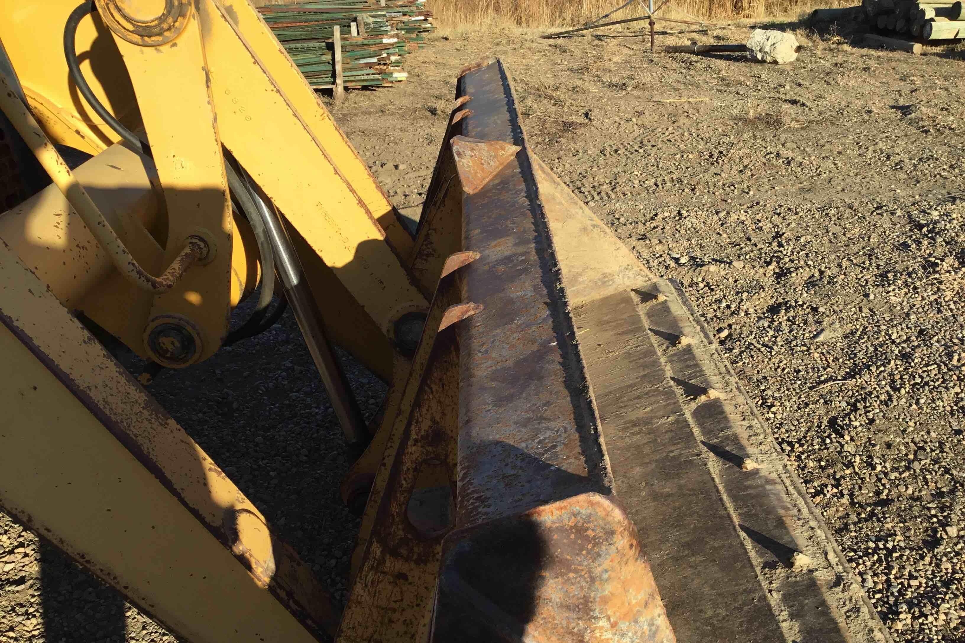 gallery 2001 John Deere 310G 4x4 Loader Backhoe WExtendahoe