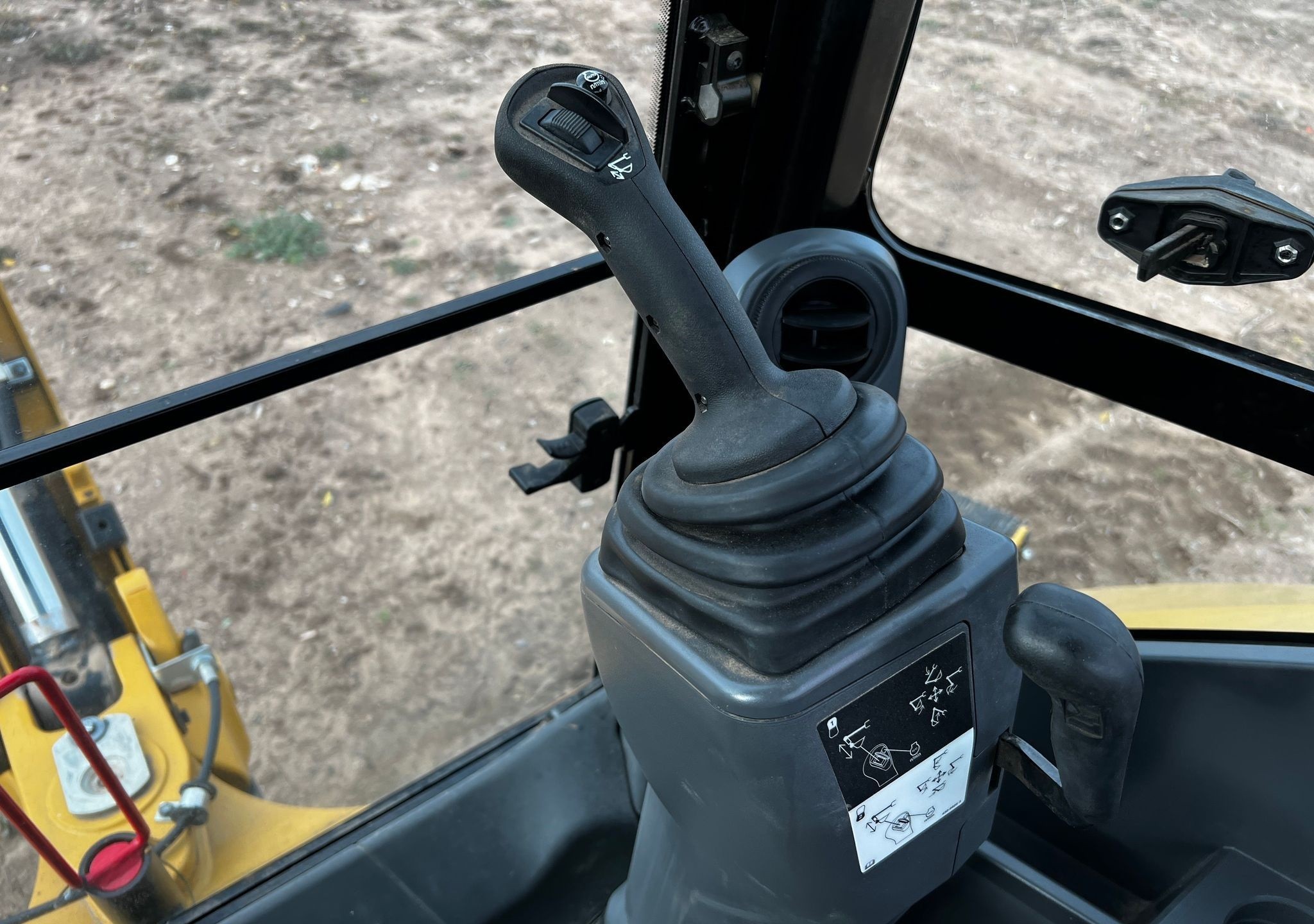 gallery 2019 Caterpillar 420F2 IT backhoe