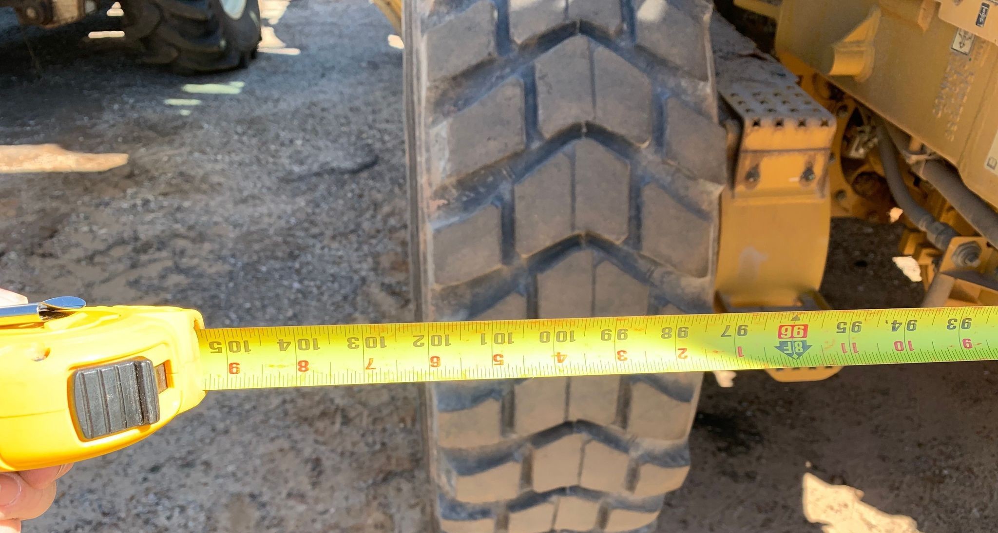 gallery 2008 Caterpillar 140M motor grader