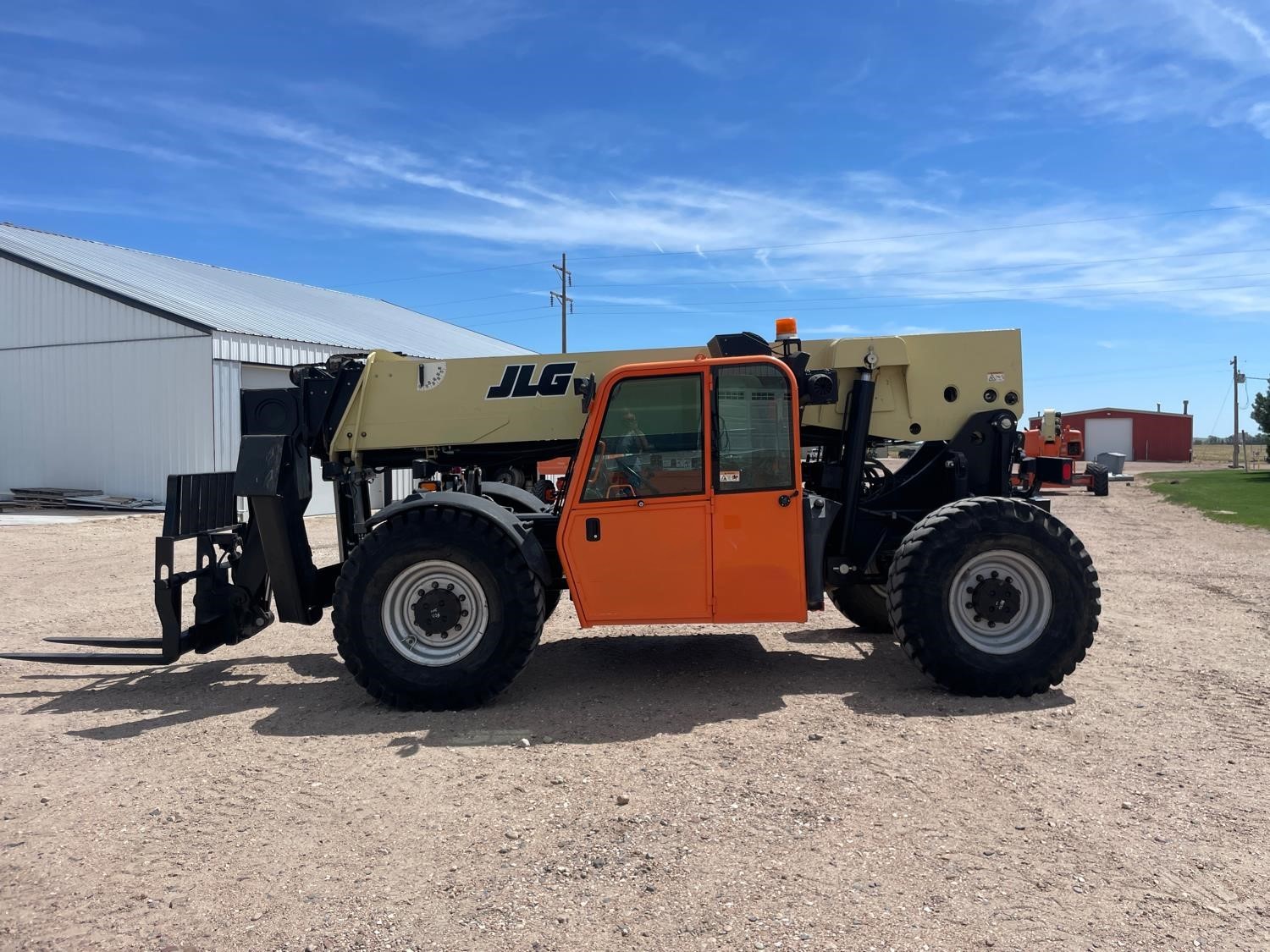 gallery 2013 JLG G1055A 4x4x4