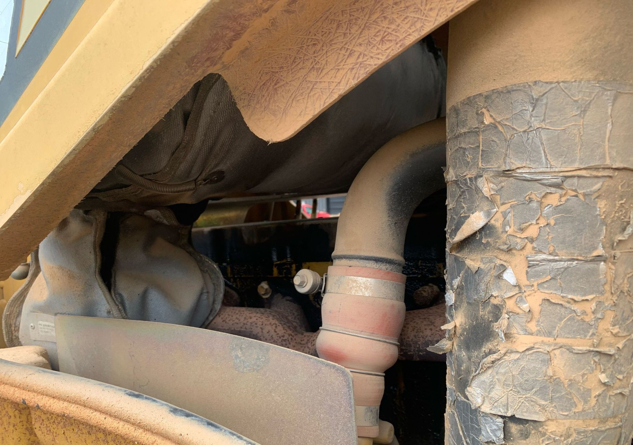 gallery 2008 Caterpillar CS56 single drum vibratory roller