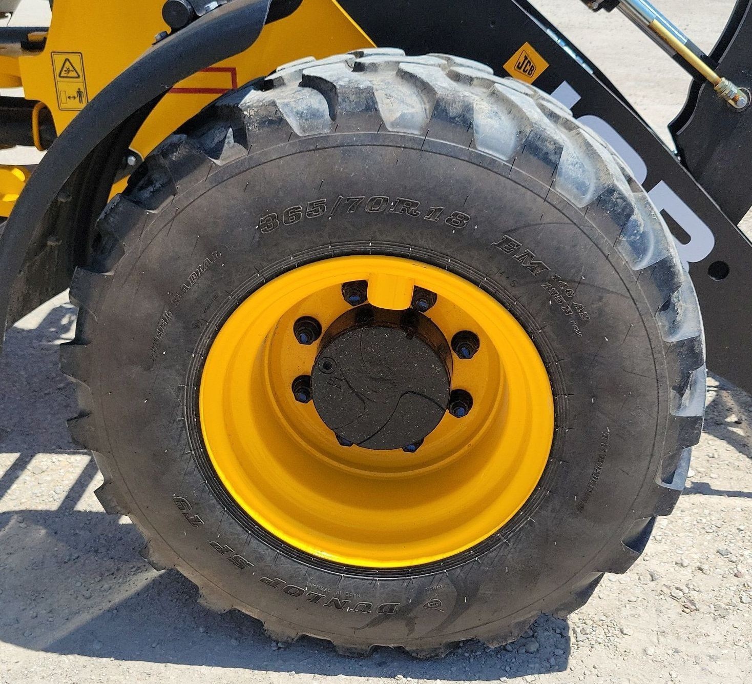 gallery 2022 JCB 407 wheel loader