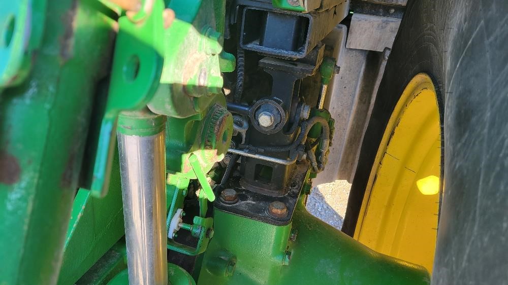 gallery 2012 John Deere 7280R MFWD Tractor