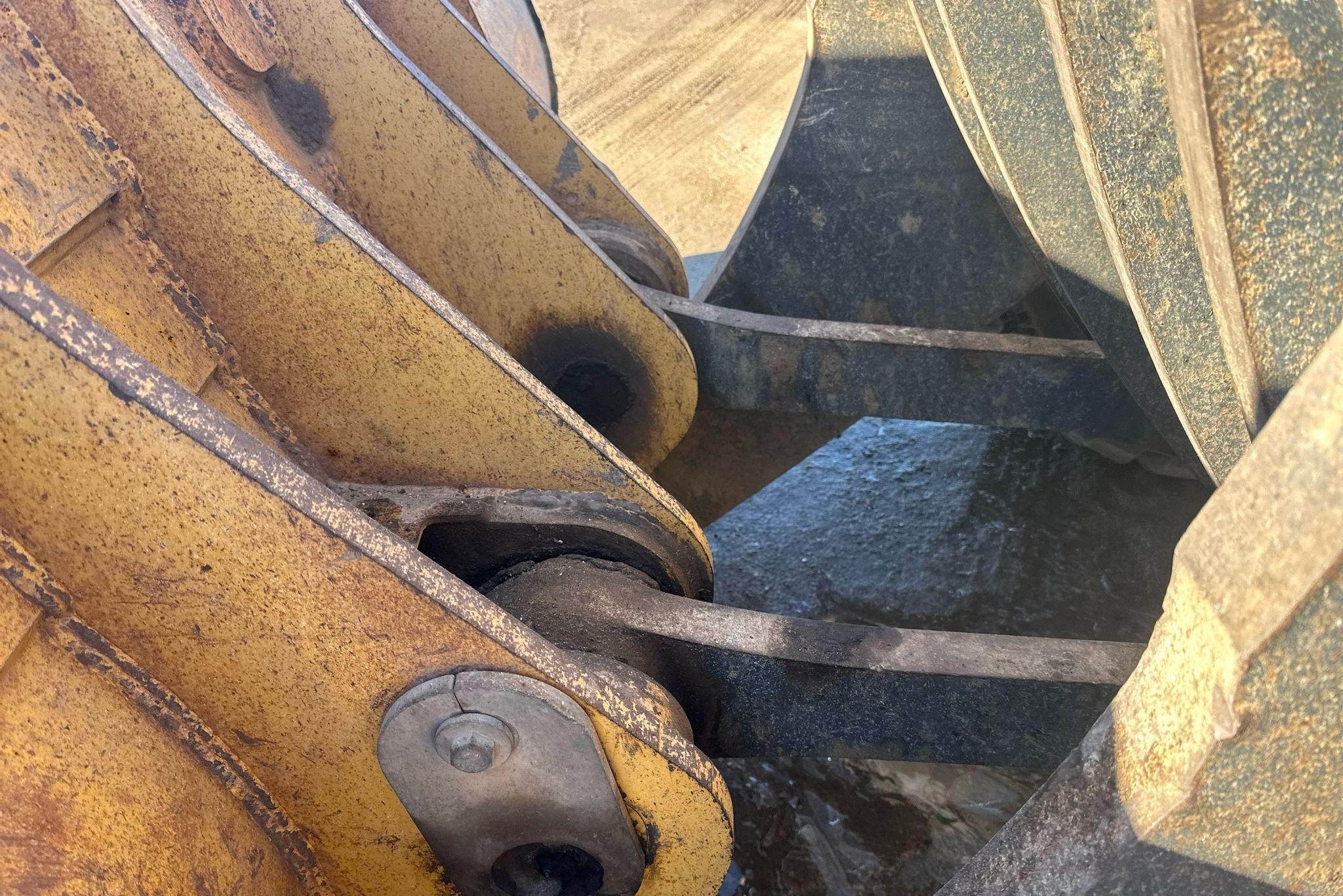 gallery 2006 John Deere 844J wheel loader