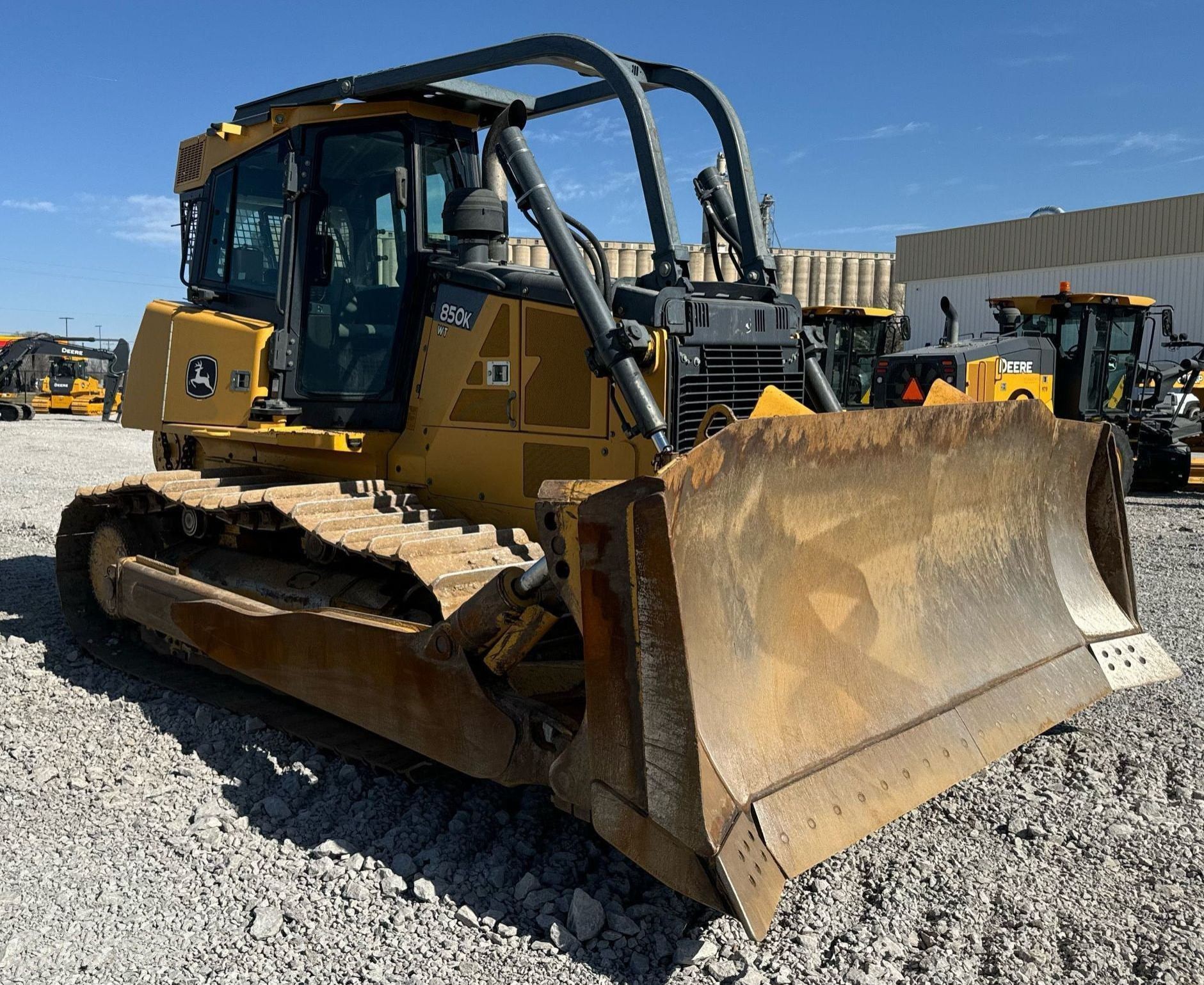 gallery 2011 John Deere 850K WT dozer