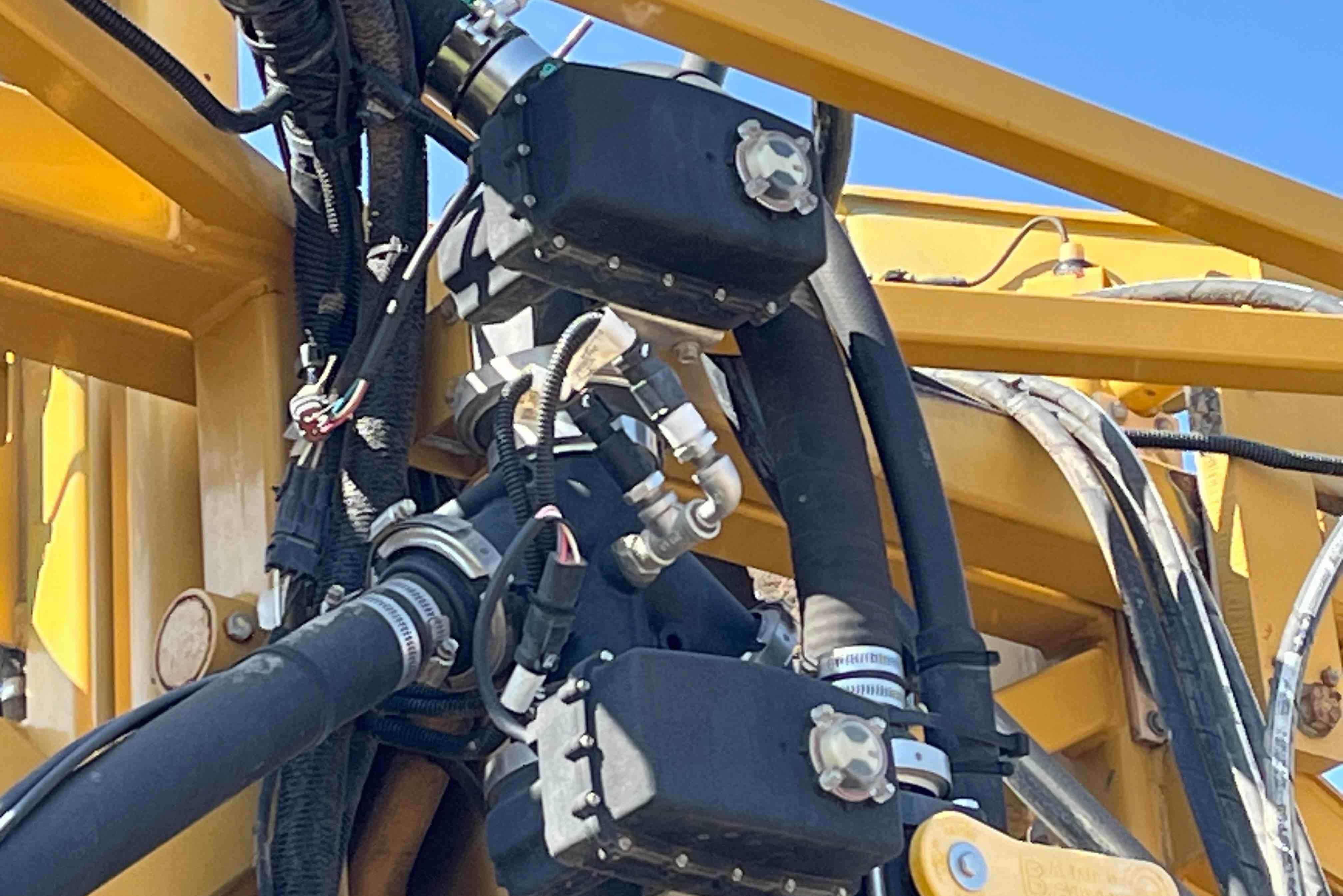 gallery 2019 RoGator RG1300C Self-Propelled Sprayer
