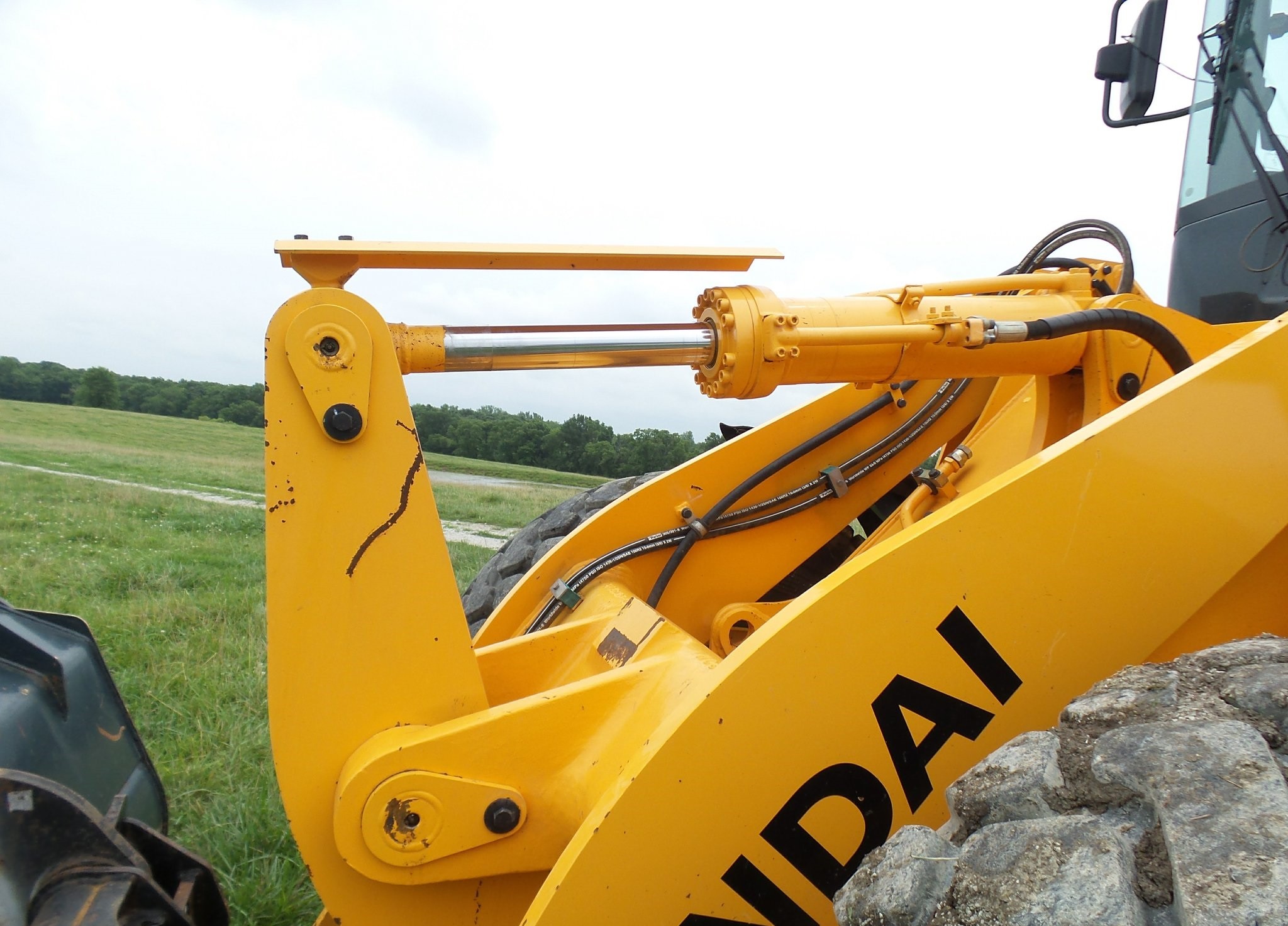 gallery 2013 Hyundai HL740-9 wheel loader