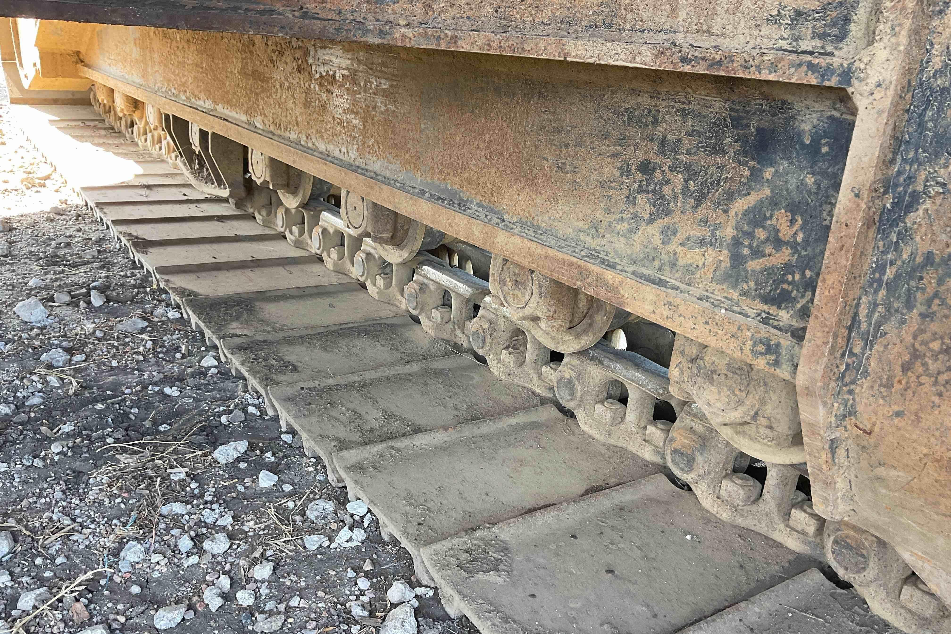gallery 2004 Caterpillar 320CLU Excavator