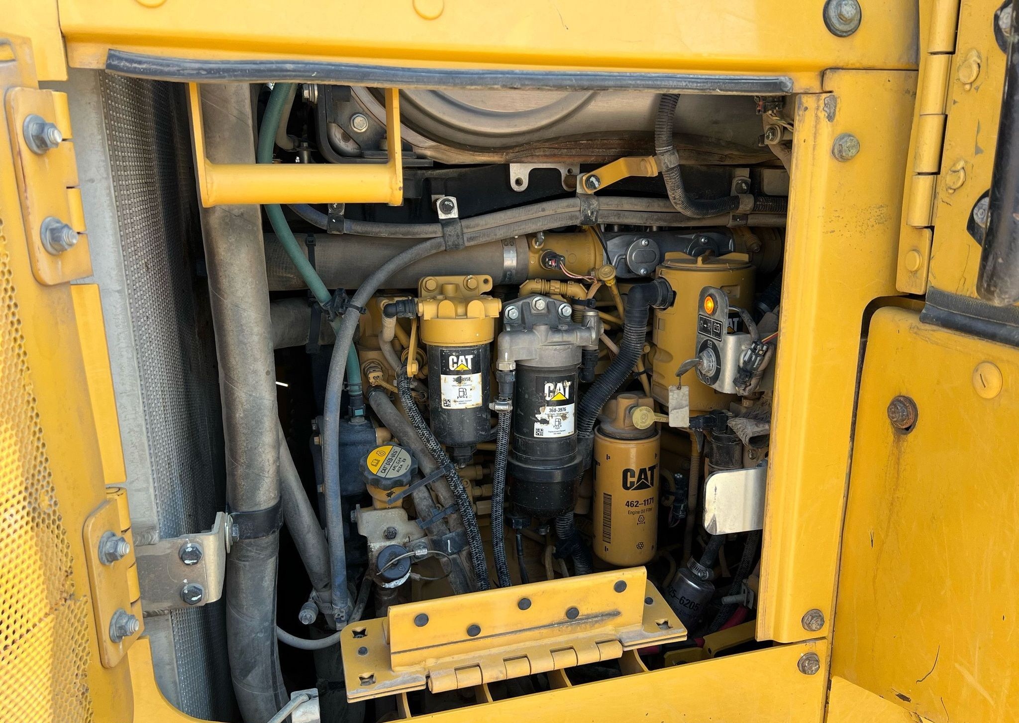 gallery 2016 Caterpillar 963K track loader