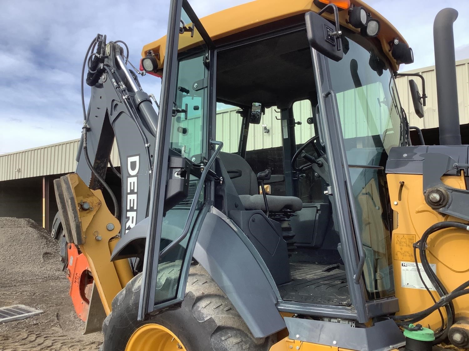 gallery 2015 John Deere 310SL 4x4 Loader Backhoe WExtendahoe, Compactor & Bucket