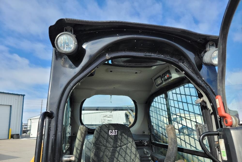 gallery 2015 Caterpillar 299DXHP Compact Track Loader