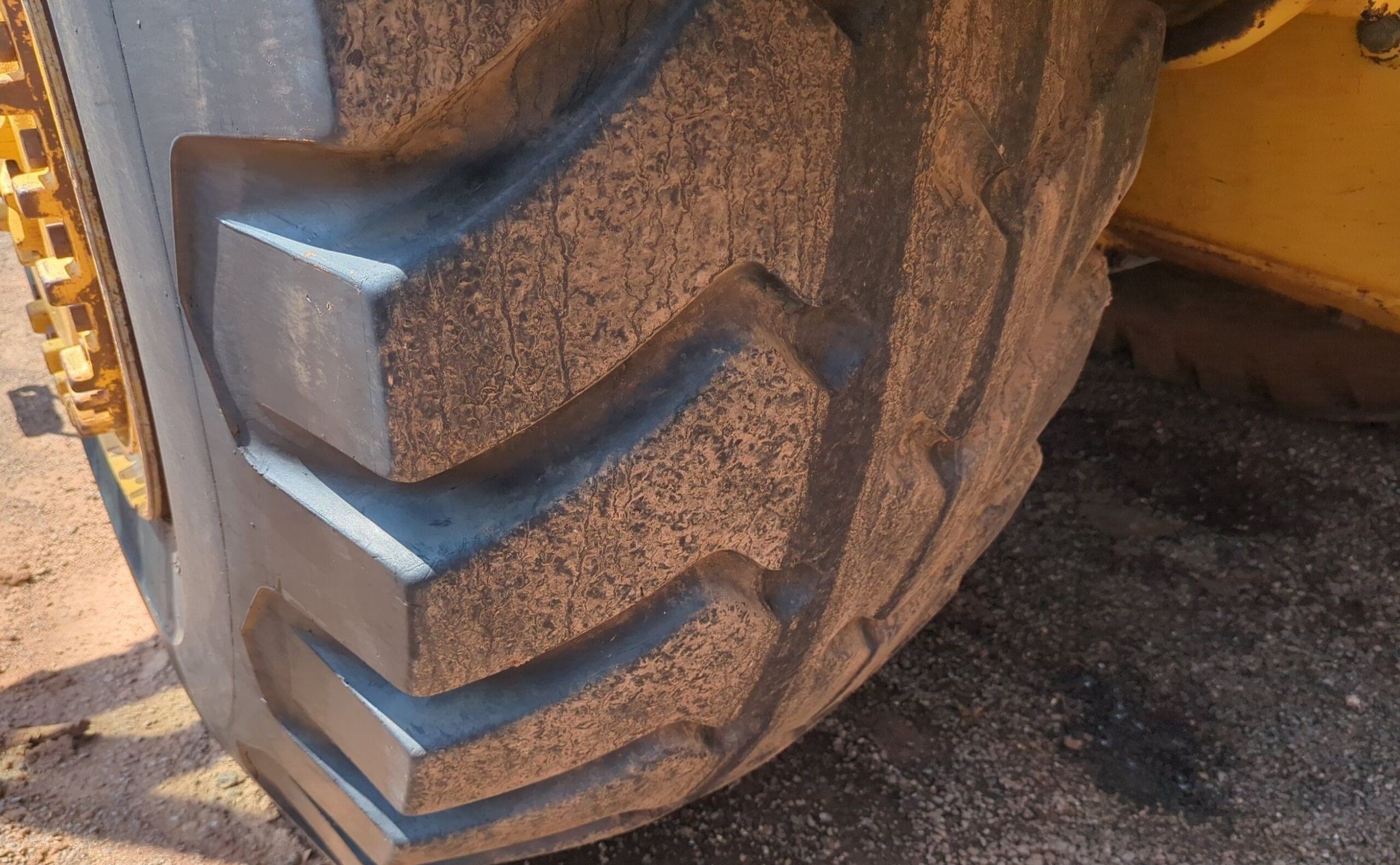 gallery 1995 Caterpillar 623F Elevating Scraper