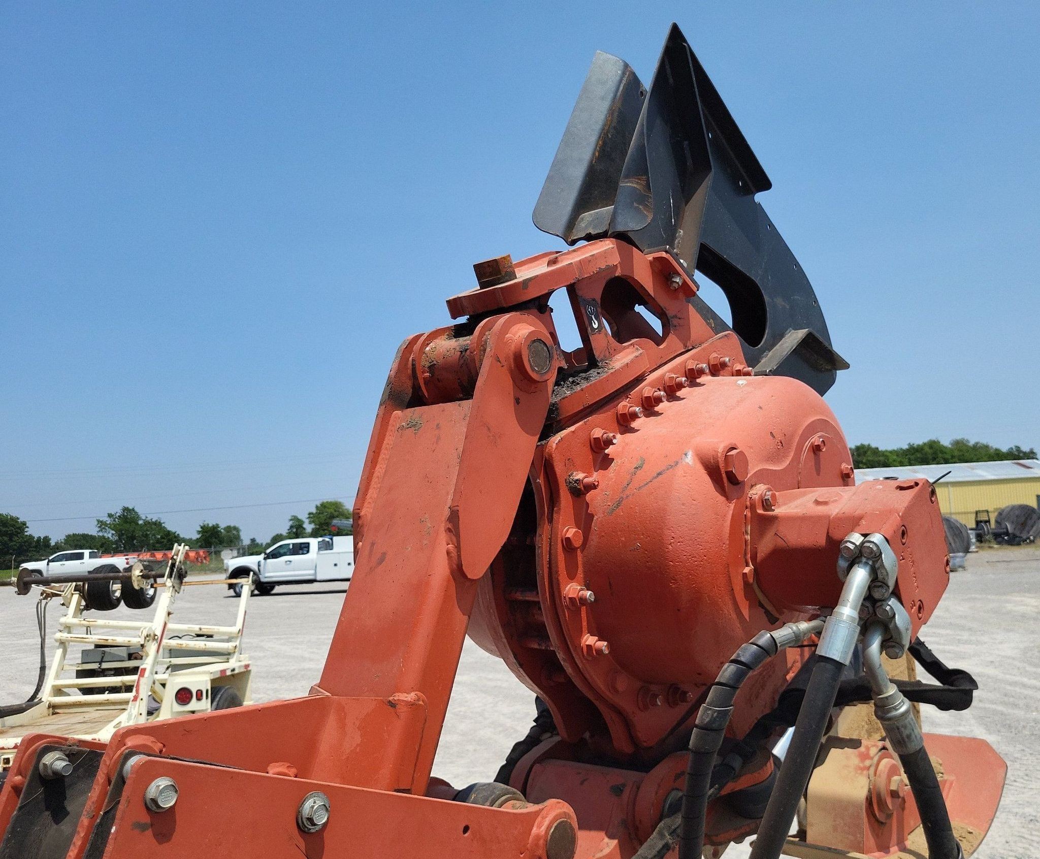 gallery 2012 Ditch Witch RT120 Quad vibratory cable plow