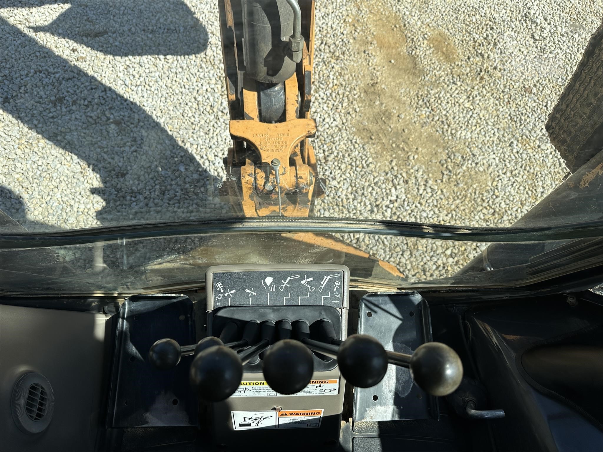 gallery 2018 CASE 580SN Backhoe