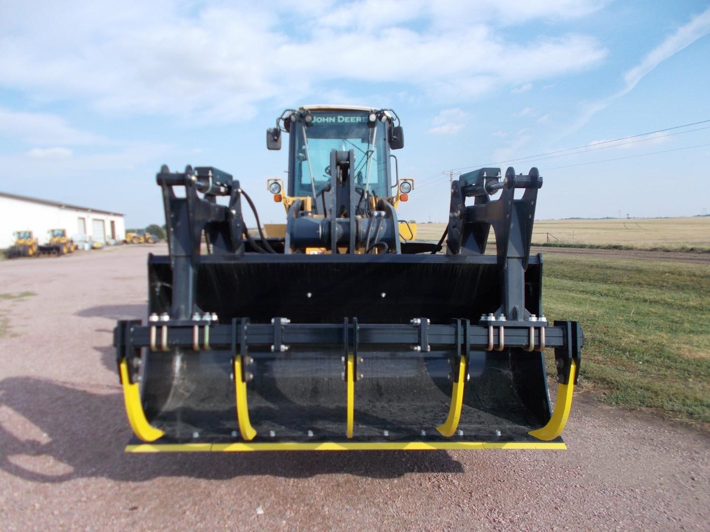 gallery 2015 John Deere 544K Wheel Loader