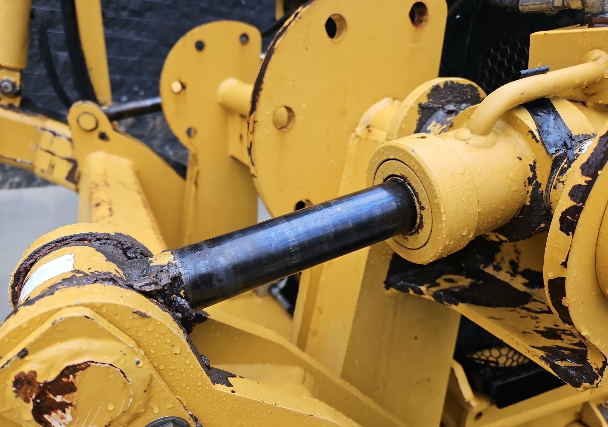gallery 2014 Vermeer RTX1250 cable plow